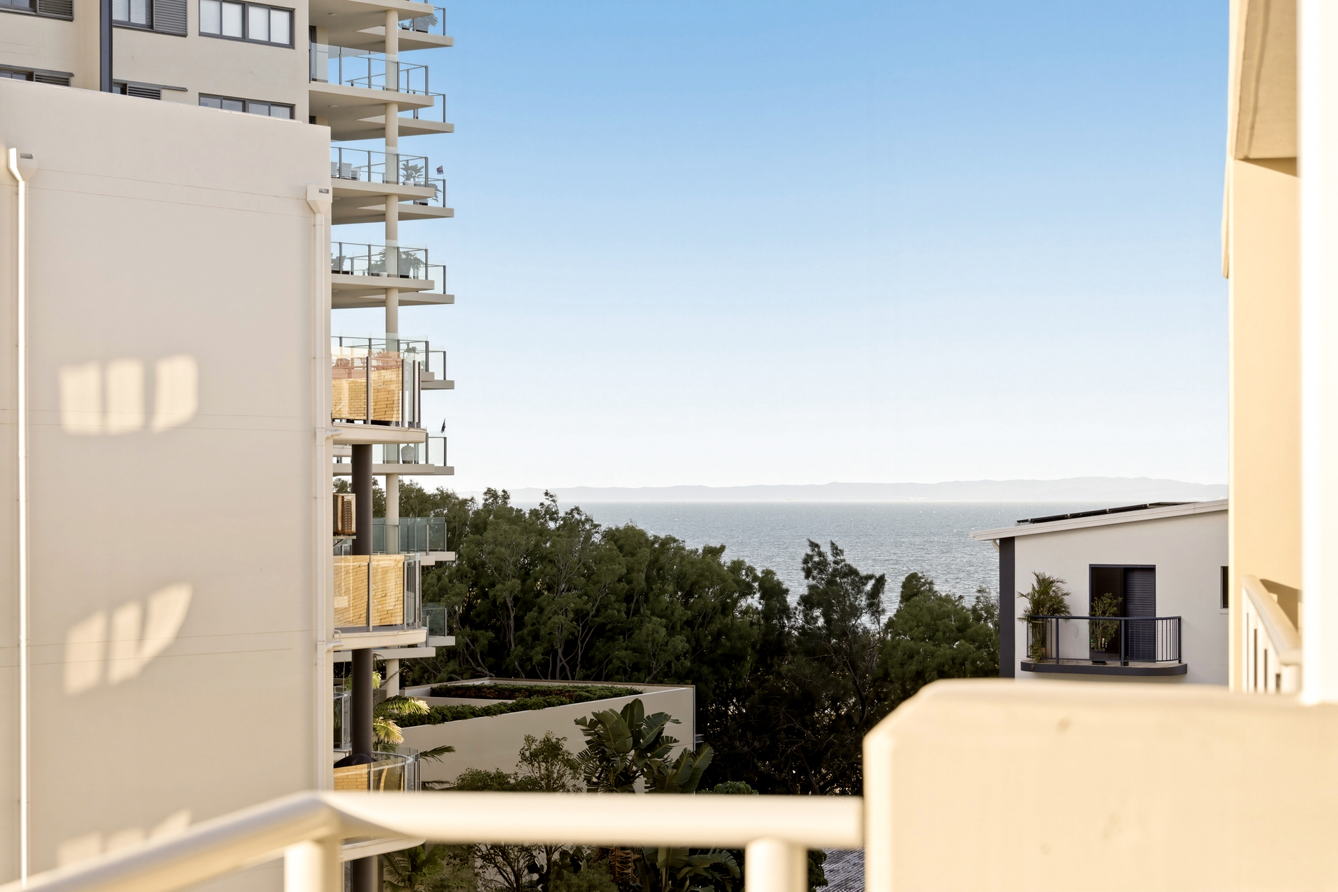 22/83 Marine Parade, Redcliffe, Qld, 4020 - Image 2