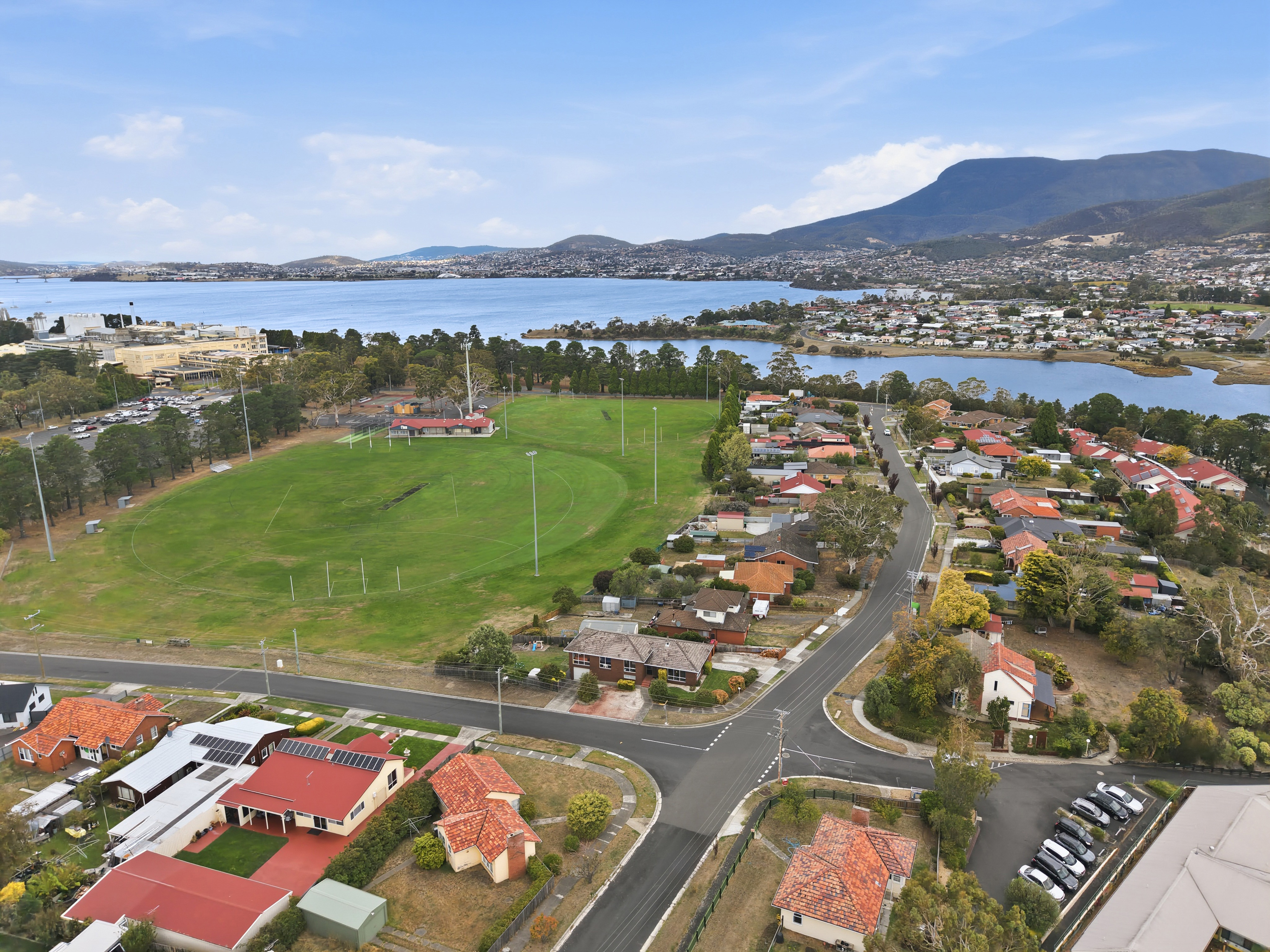 5-bedroom house at 27 SOMERDALE ROAD, Claremont TAS 7011, Glenorchy, Tasmania