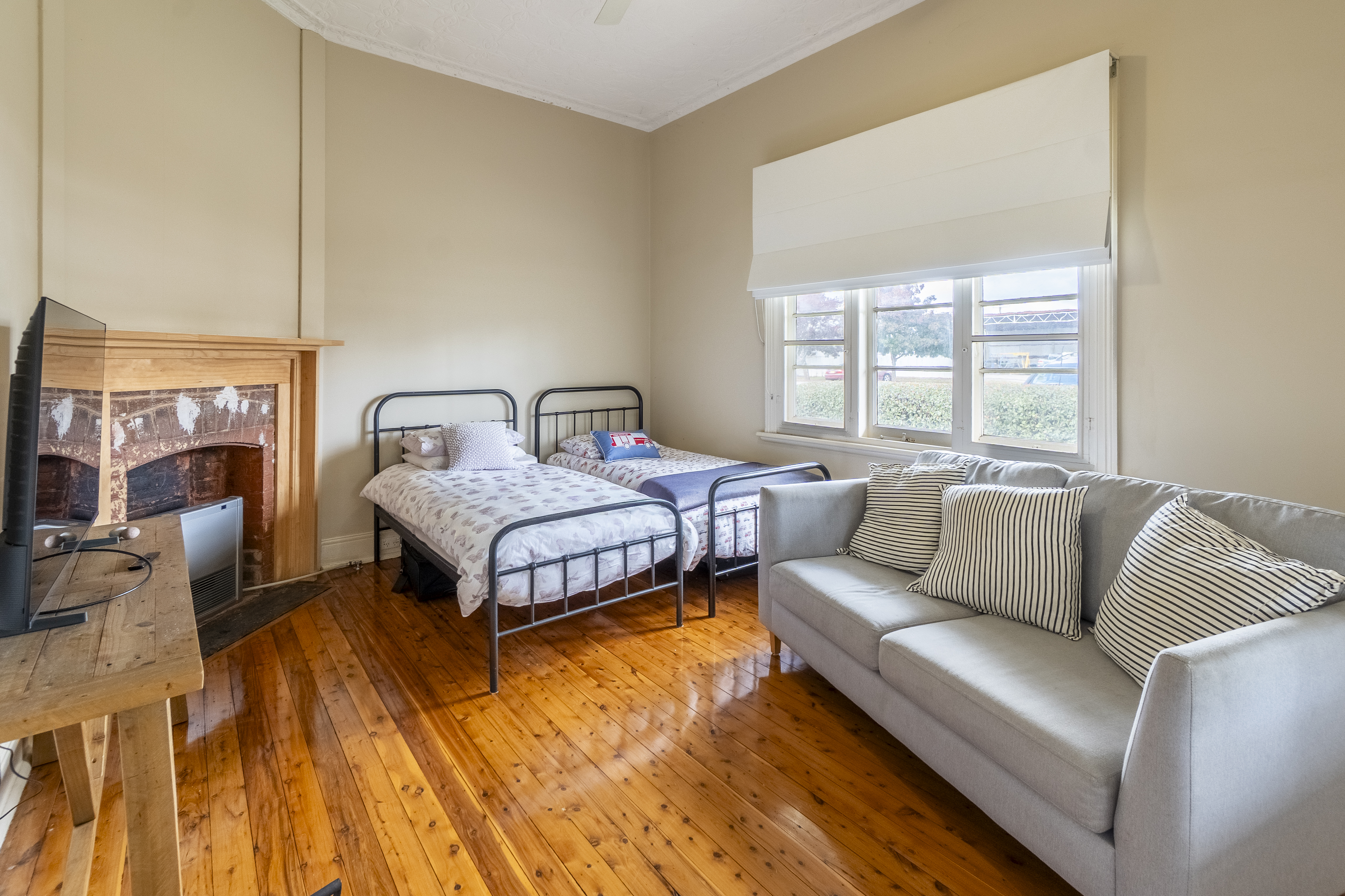 3-bedroom house at BEHIND POST OFFICE 11 PITT STREET, ARIAH PARK NSW 2665, Temora, New South Wales