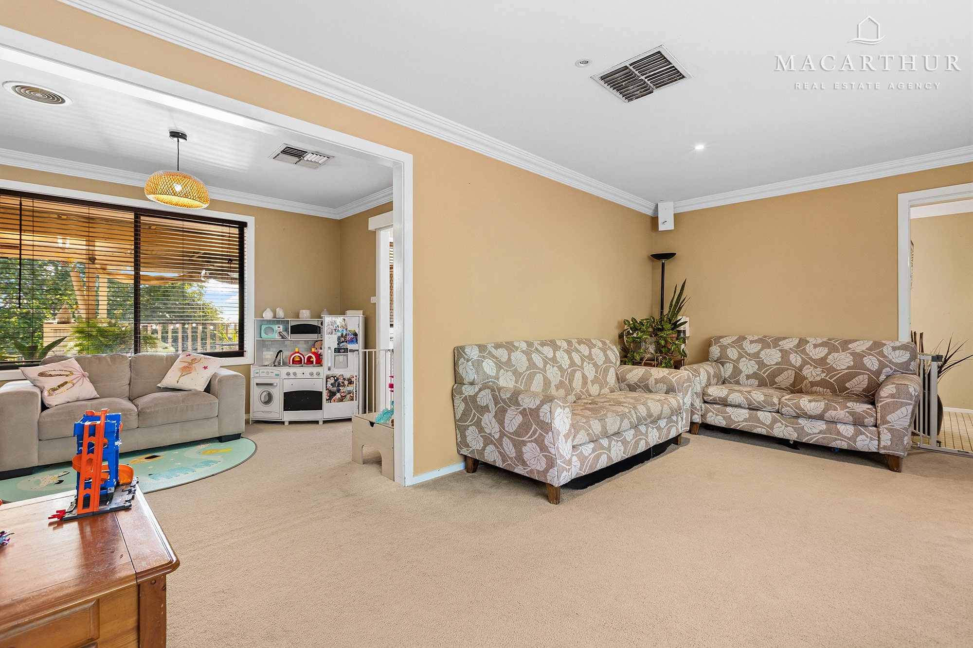 4 LINCOLN AVENUE, Tolland NSW 2650 - Image 7