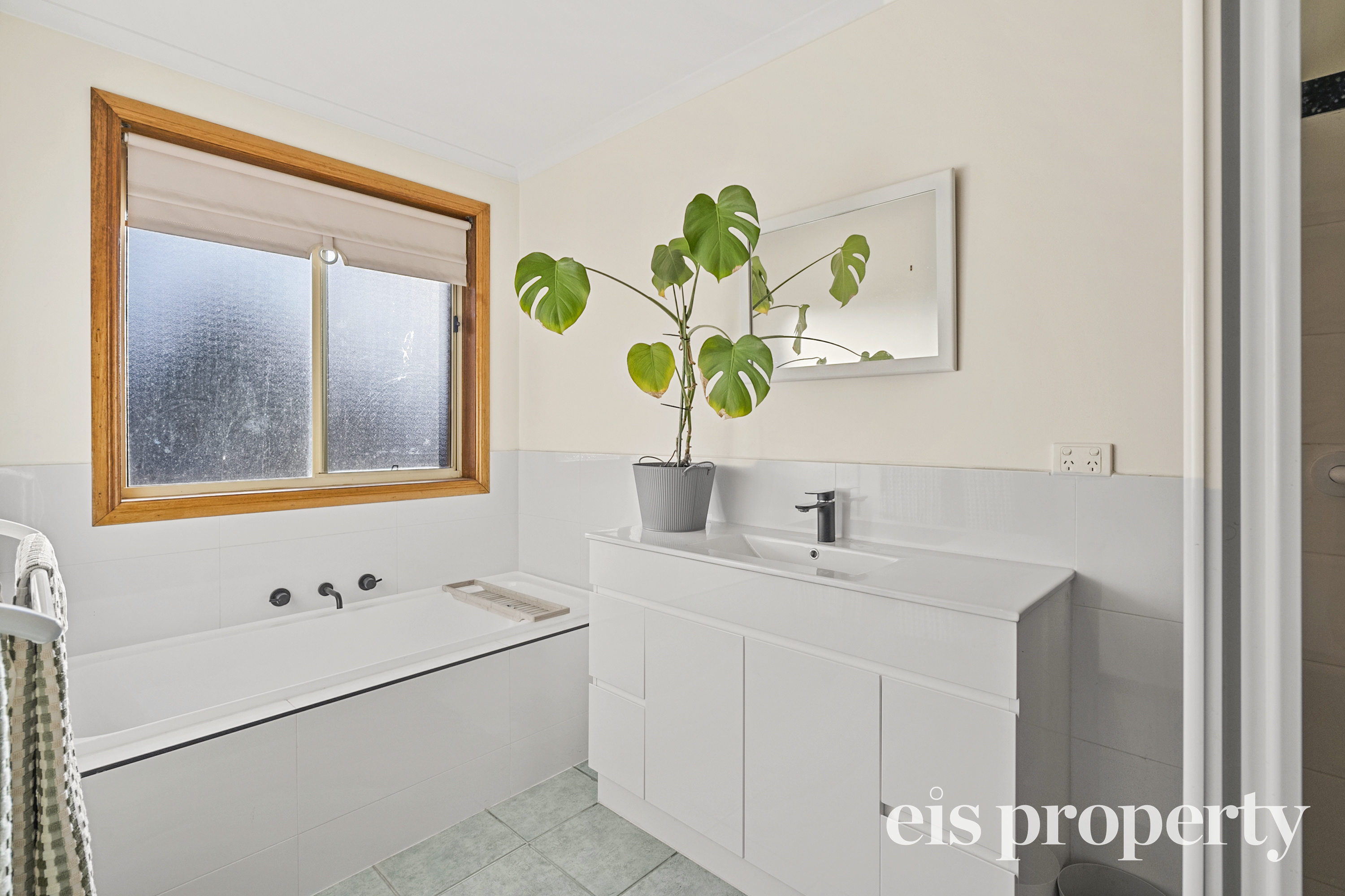 3-bedroom house at 80 BRANSCOMBE ROAD, Claremont TAS 7011, Glenorchy, Tasmania
