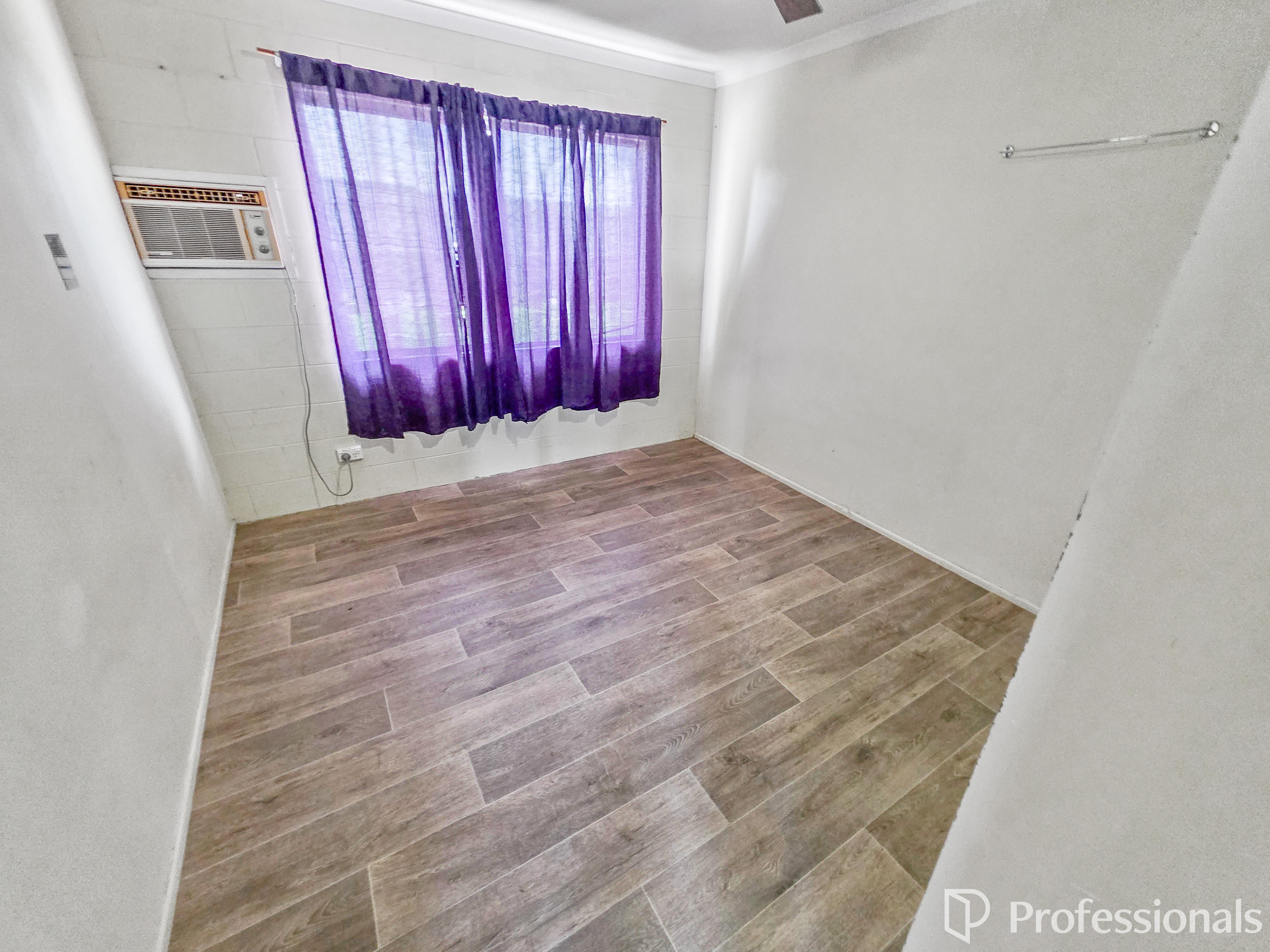 86 Williams Street, Bowen, QLD 4805 - Image 9