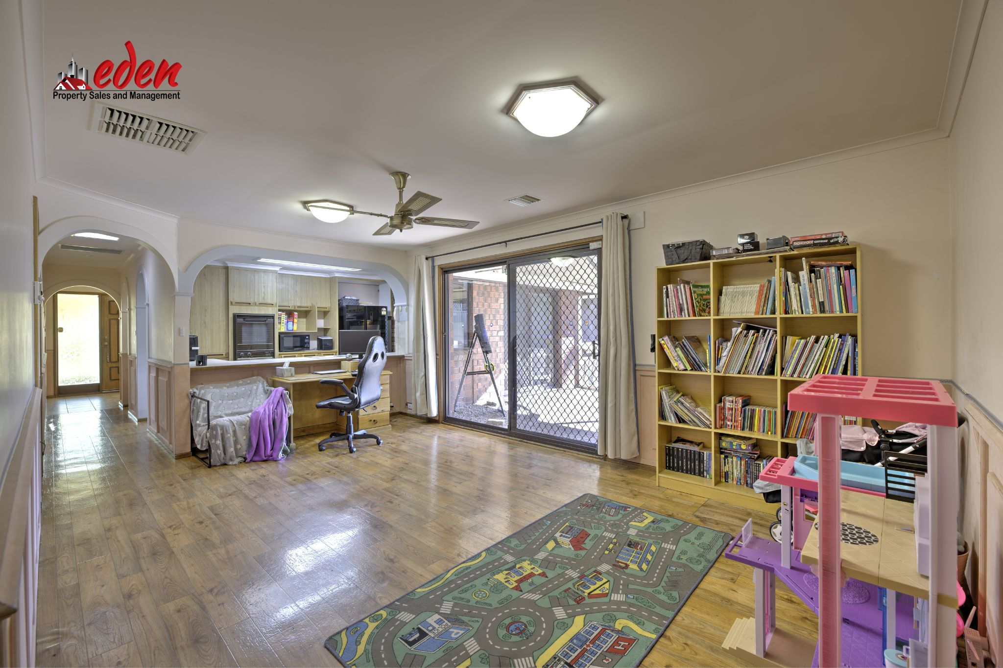 11 KARINGA AVENUE, Craigmore SA 5114 - Image 7