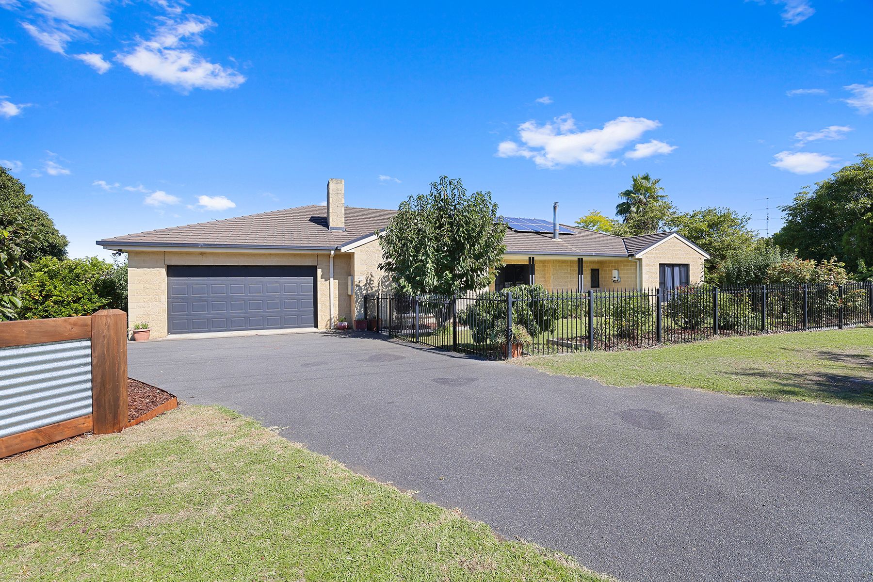 6-bedroom house at 23-25 Moe-Willow Grove Road, Willow Grove, Vic, 3825, Baw Baw, Victoria