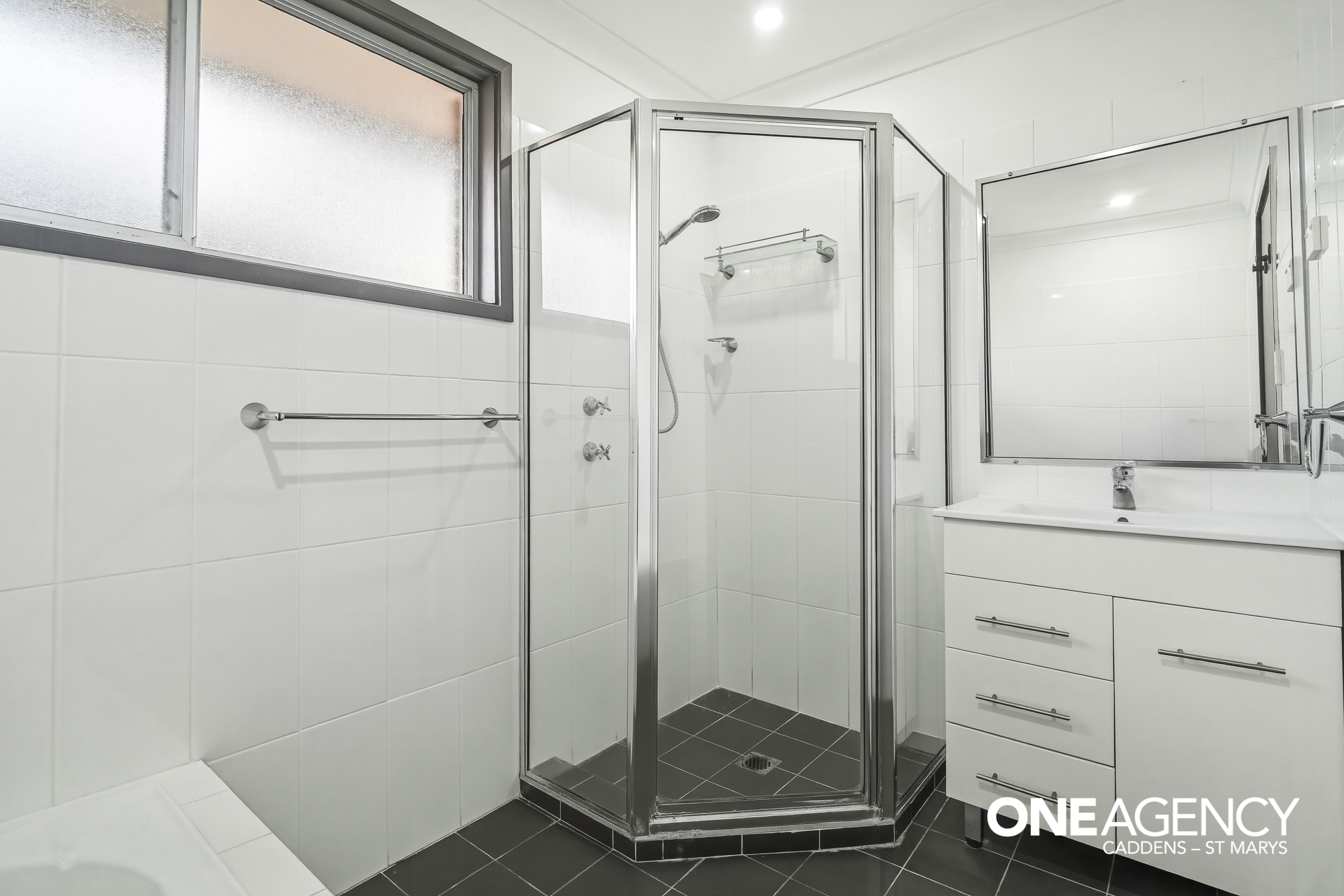 3-bedroom house at 42 Menzies Circuit, St Clair, NSW 2759, Penrith, New South Wales