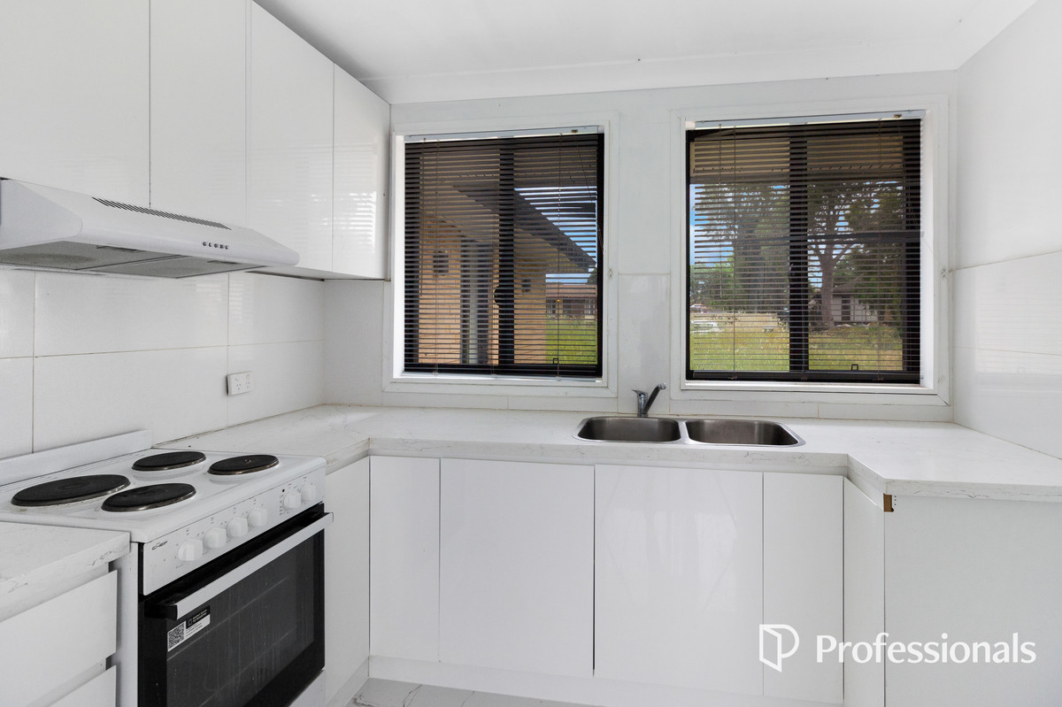 32 CALLAGHAN STREET, Ashmont NSW 2650 - Image 2