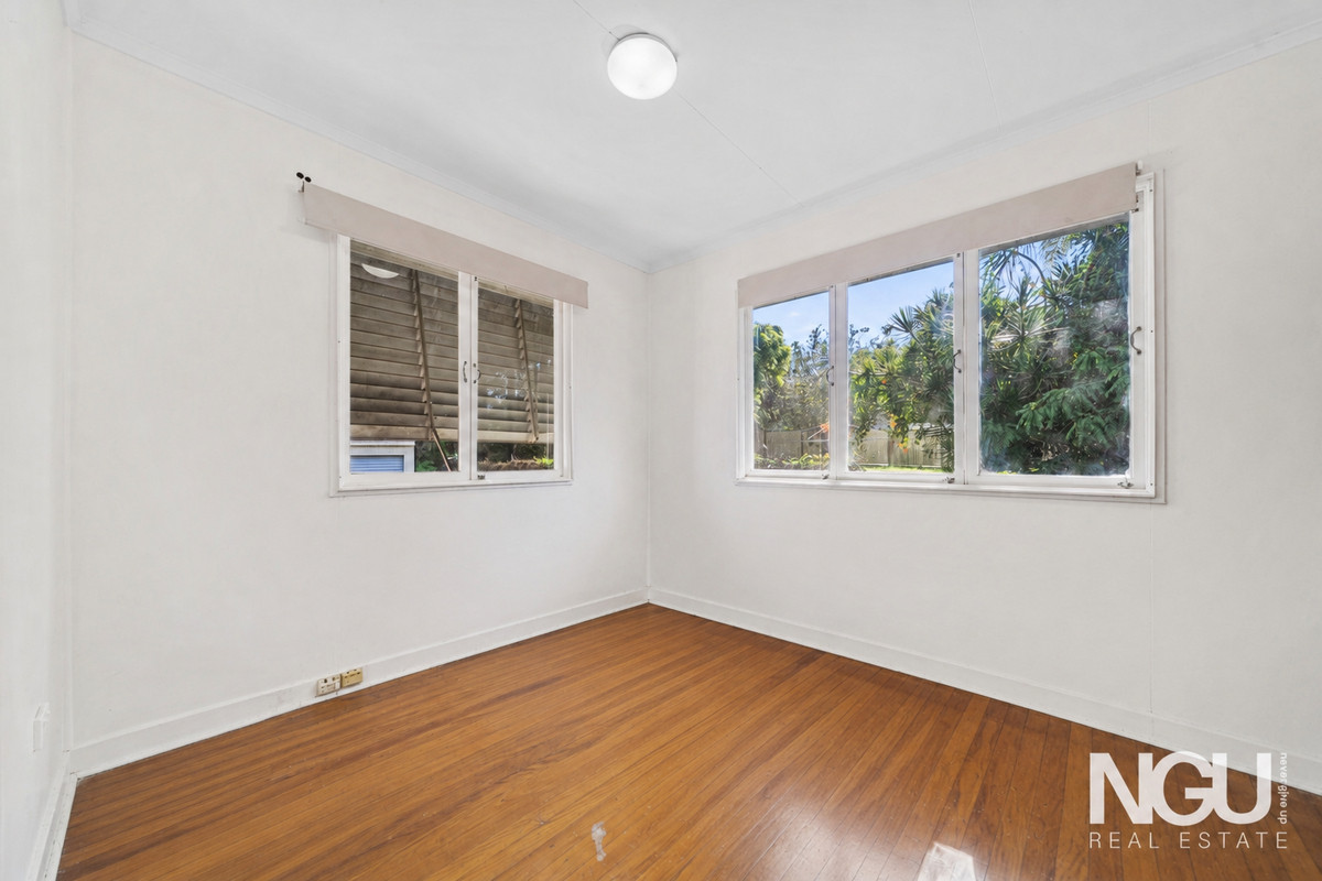 8 HOPE STREET, Kingston QLD 4114 - Image 5
