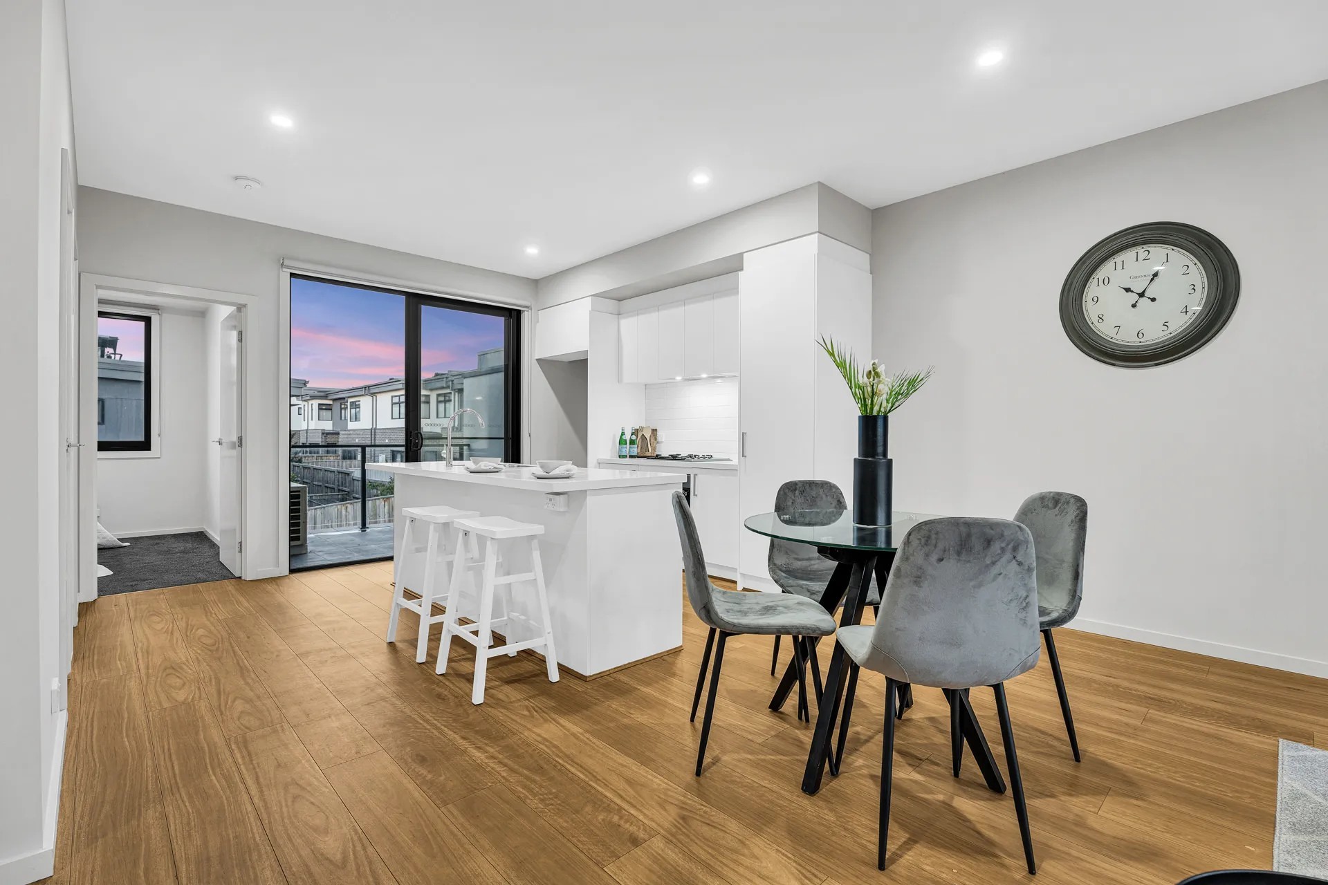 41 Creekview Way, Cranbourne West, VIC 3977 - Image 6