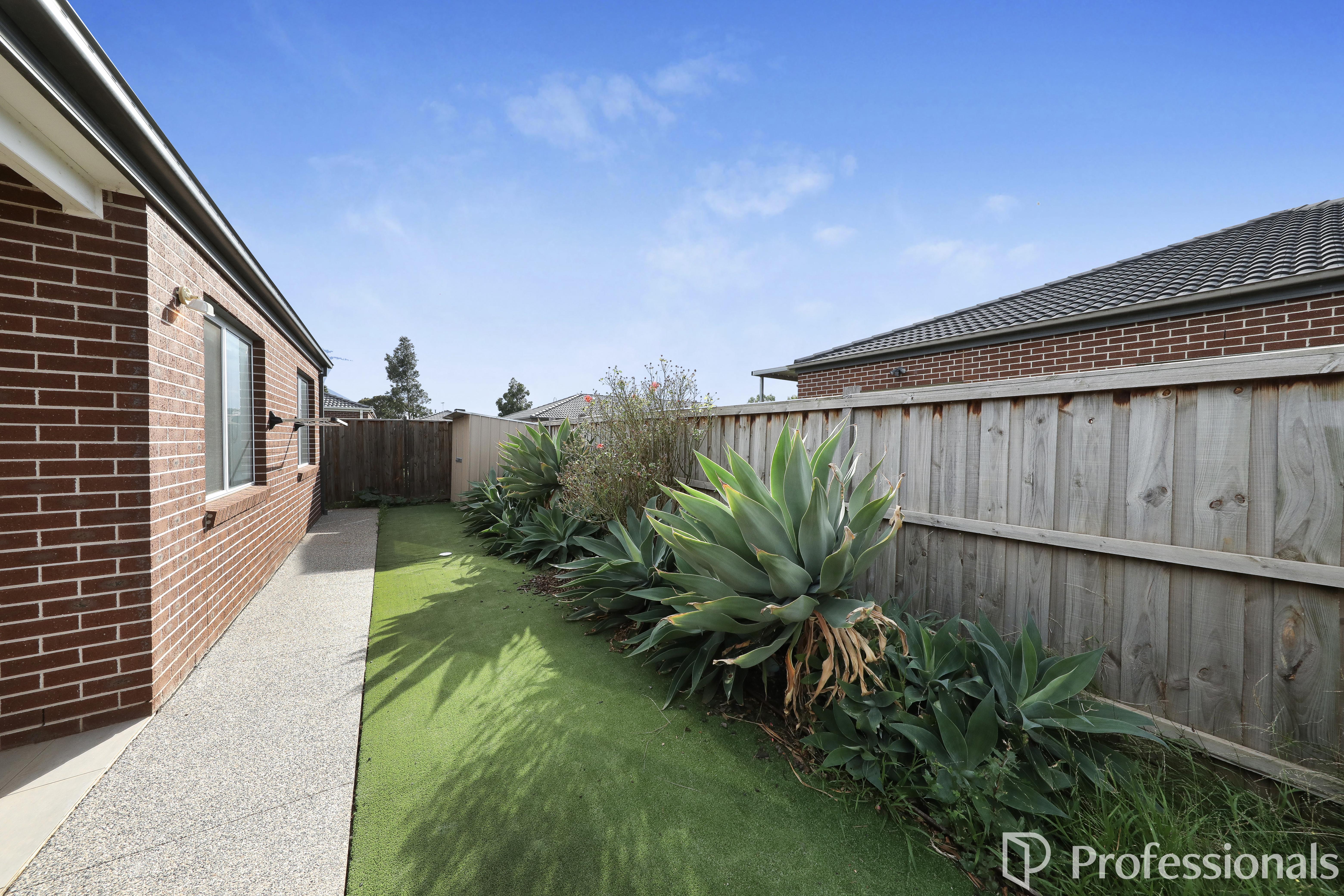 4-bedroom house at 4 Correa Place, Brookfield, VIC 3338, Melton, Victoria