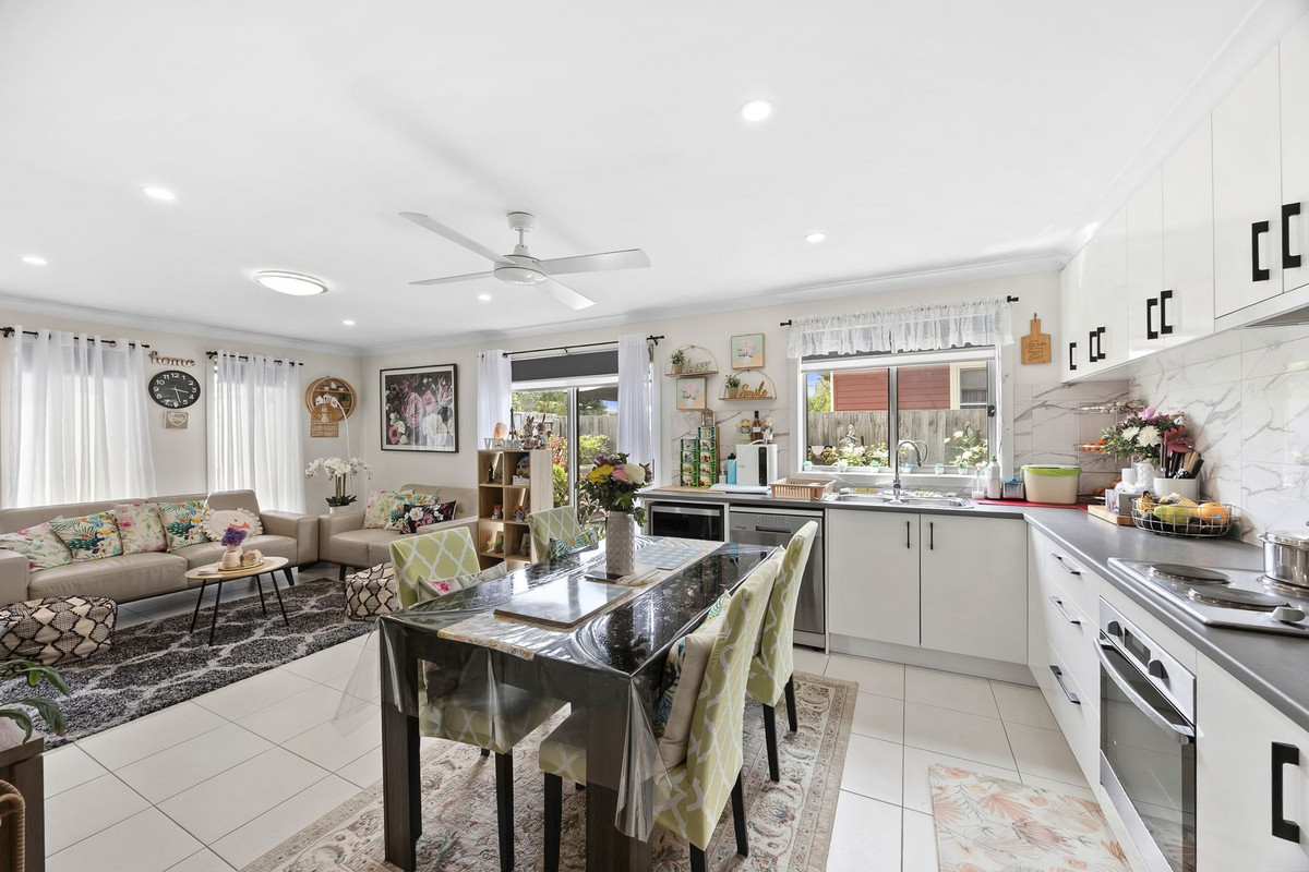 3-bedroom house at 2 Schroeter Street, Winchelsea, VIC 3241, Surf Coast, Victoria