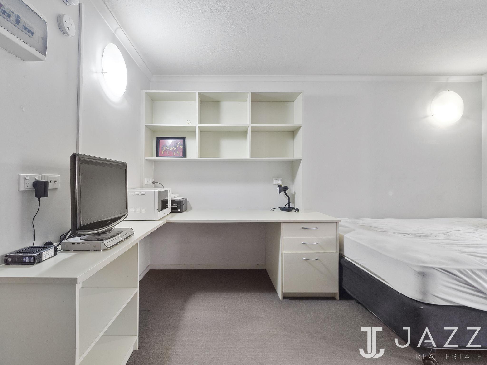 1-bedroom unit at FLAT 21 15 HAWTHORN ROAD, CAULFIELD NORTH VIC 3161, Glen Eira, Victoria