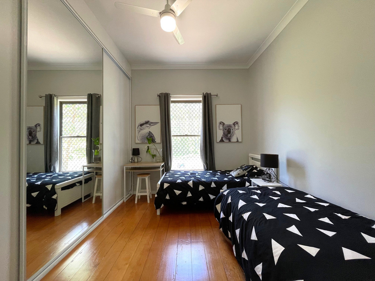 6-bedroom house at 35 ELLA STREET, Blackstone QLD 4304, Ipswich, Queensland