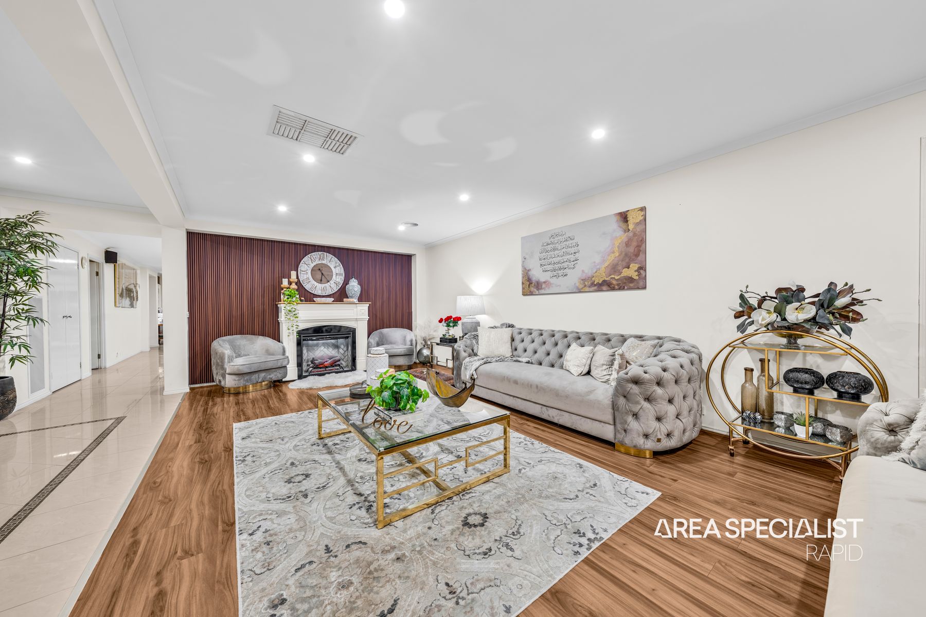 10 ELIDA CRESCENT, Narre Warren South VIC 3805 - Image 3