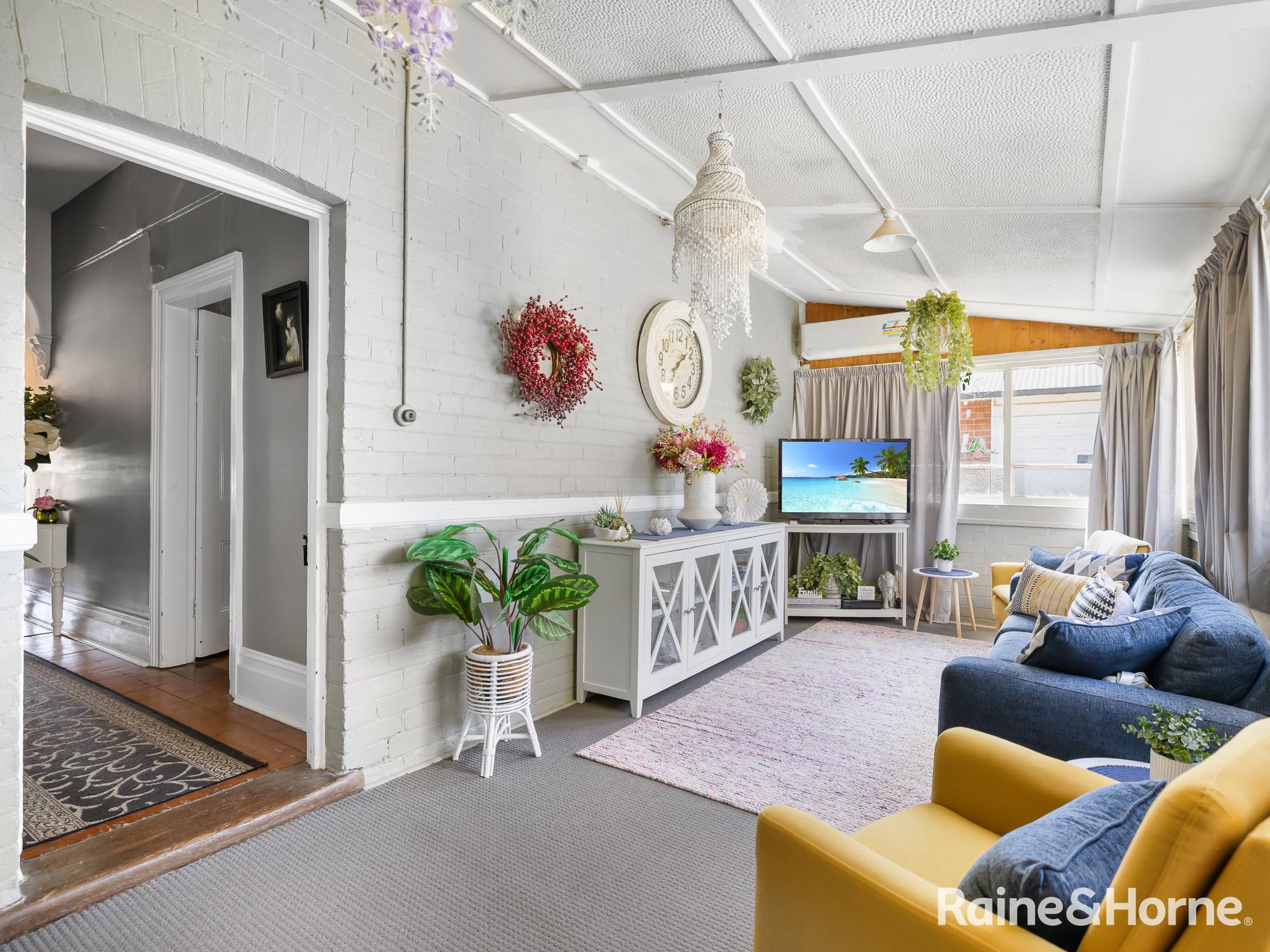 3-bedroom house at 112 Peel Street, Bathurst, NSW 2795, Bathurst, New South Wales