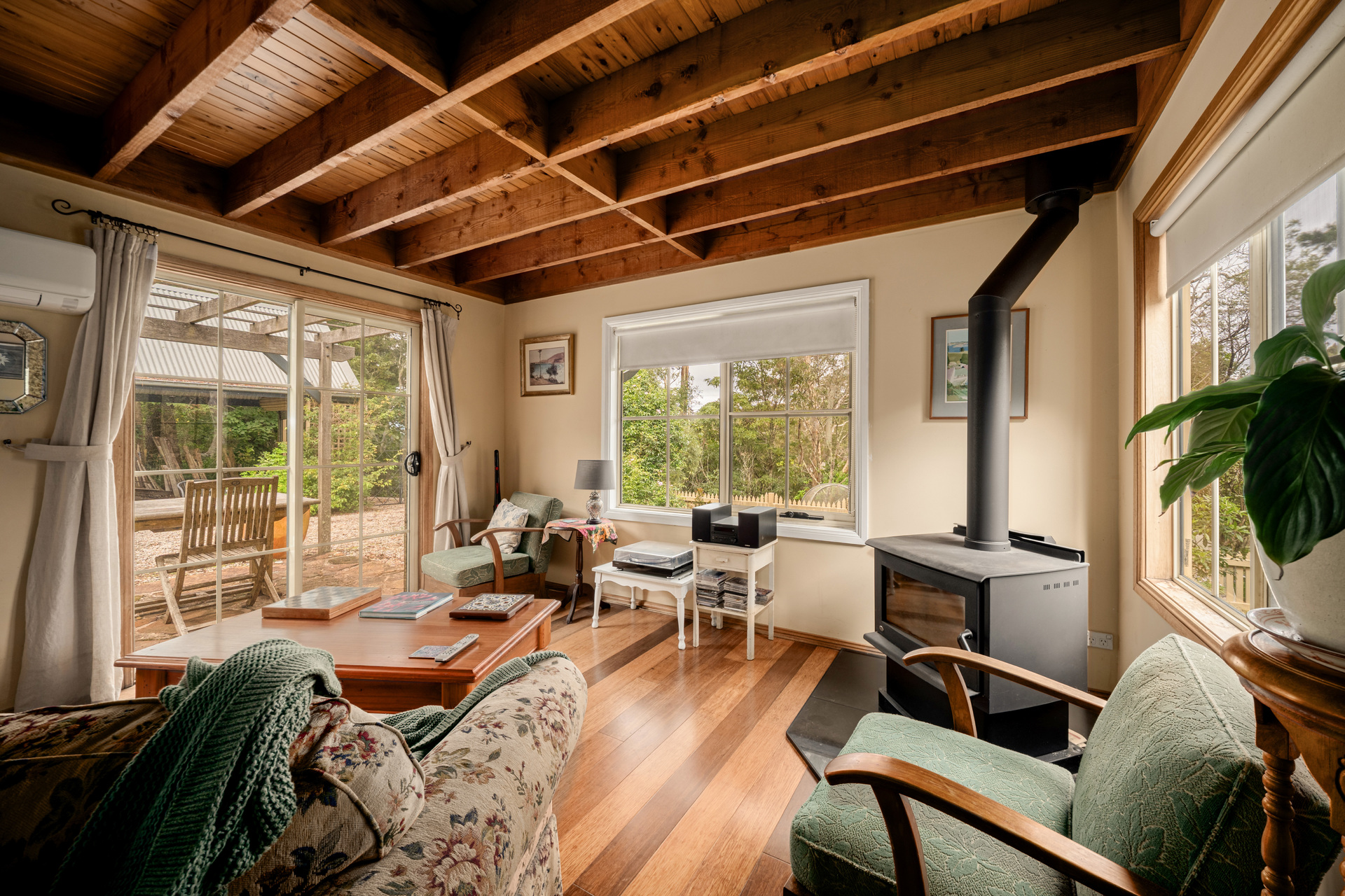 10-12 Glenview Road, Wentworth Falls, NSW 2782 - Image 5
