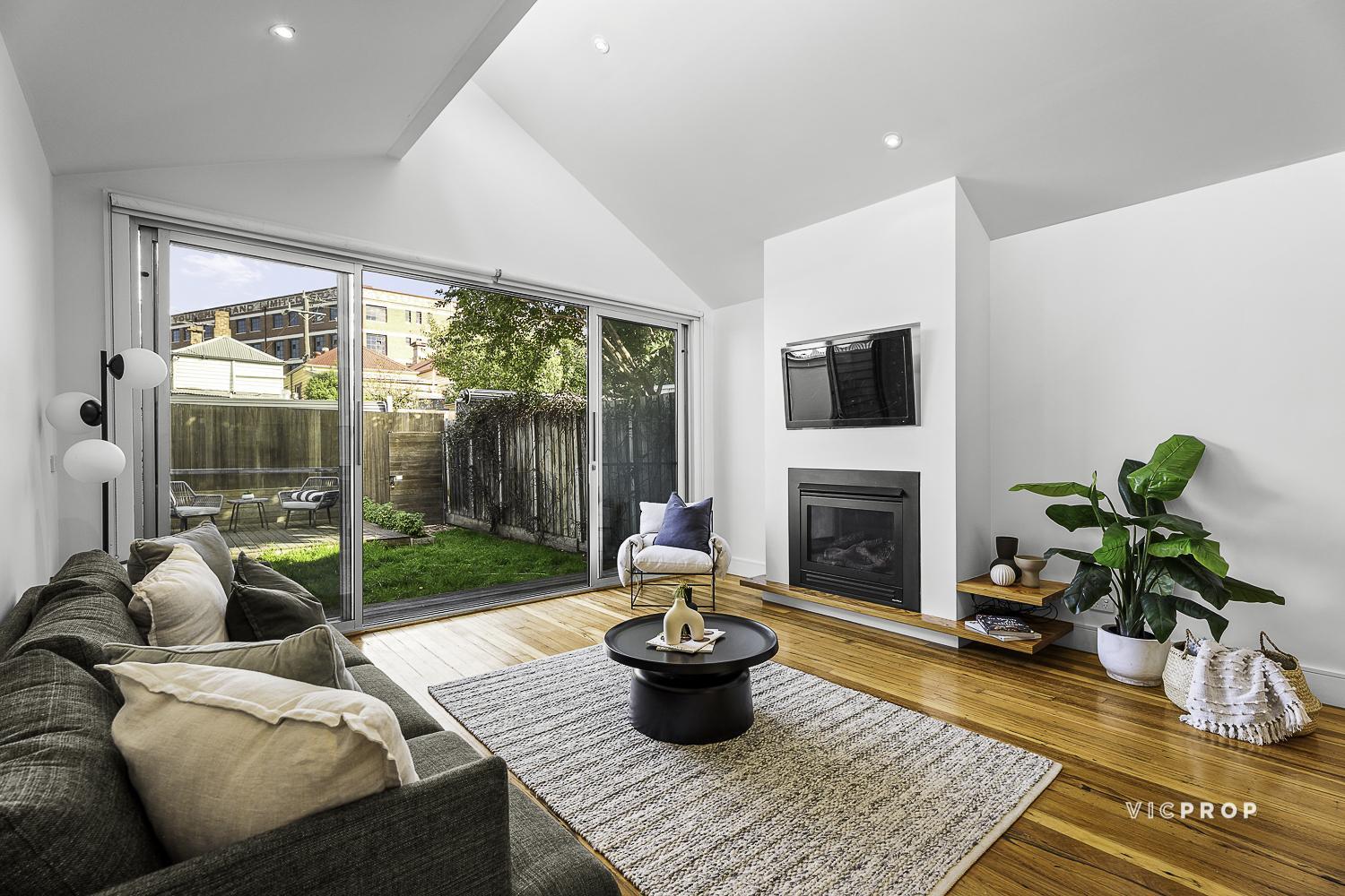 34 Hardiman Street, Kensington, VIC 3031 - Image 3