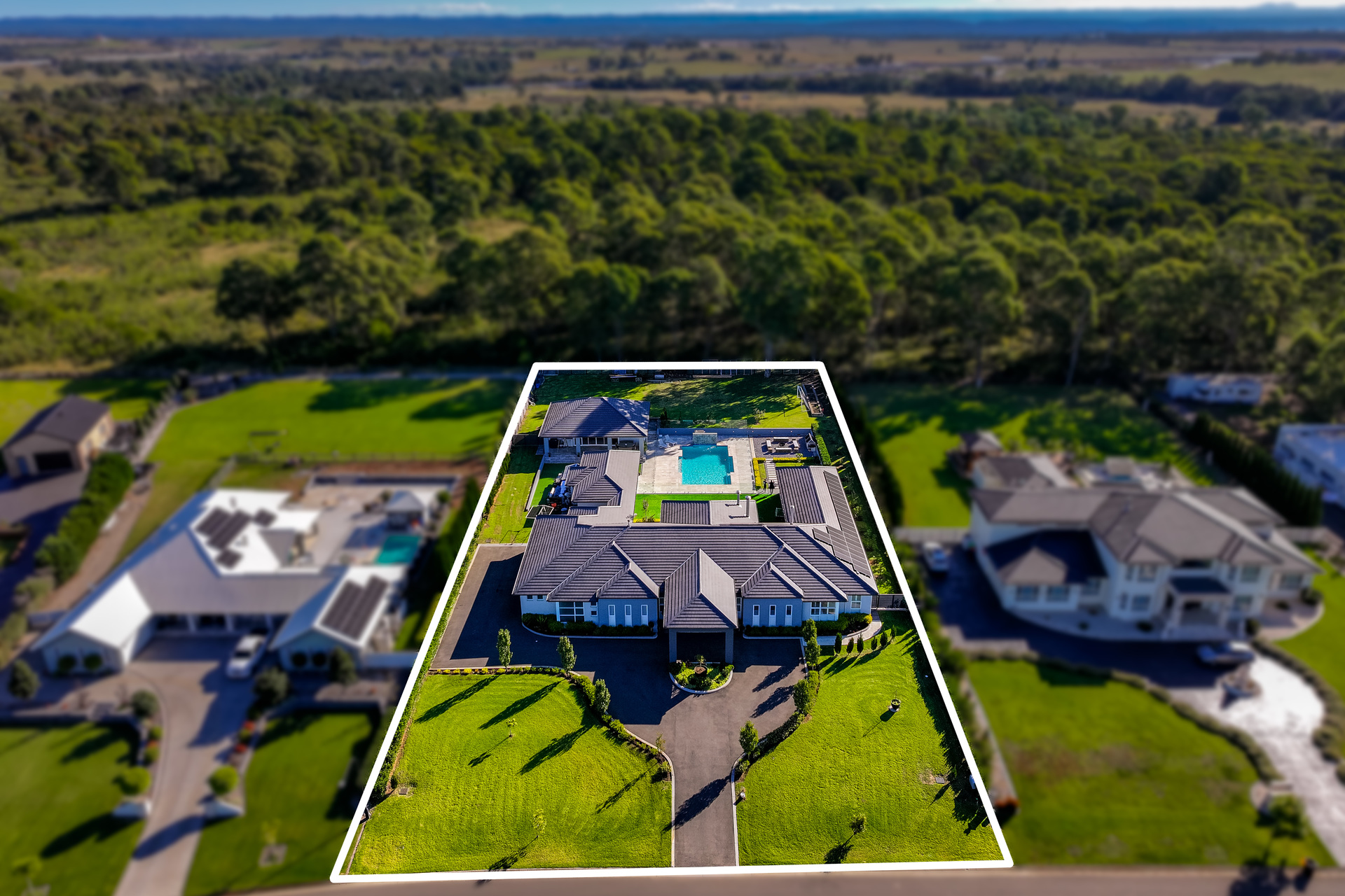 9-bedroom house at 25 Halmstad Boulevard, Luddenham, NSW 2745, Liverpool, New South Wales