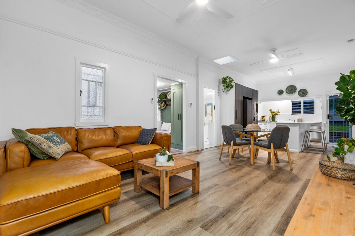 404 ENOGGERA ROAD, Alderley QLD 4051 - Image 6