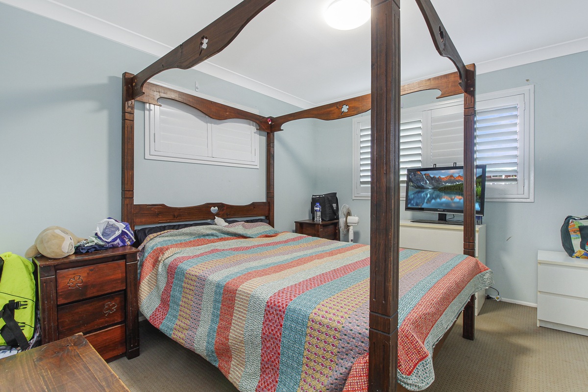 37 Highland Street, Russell Island, QLD 4184 - Image 6