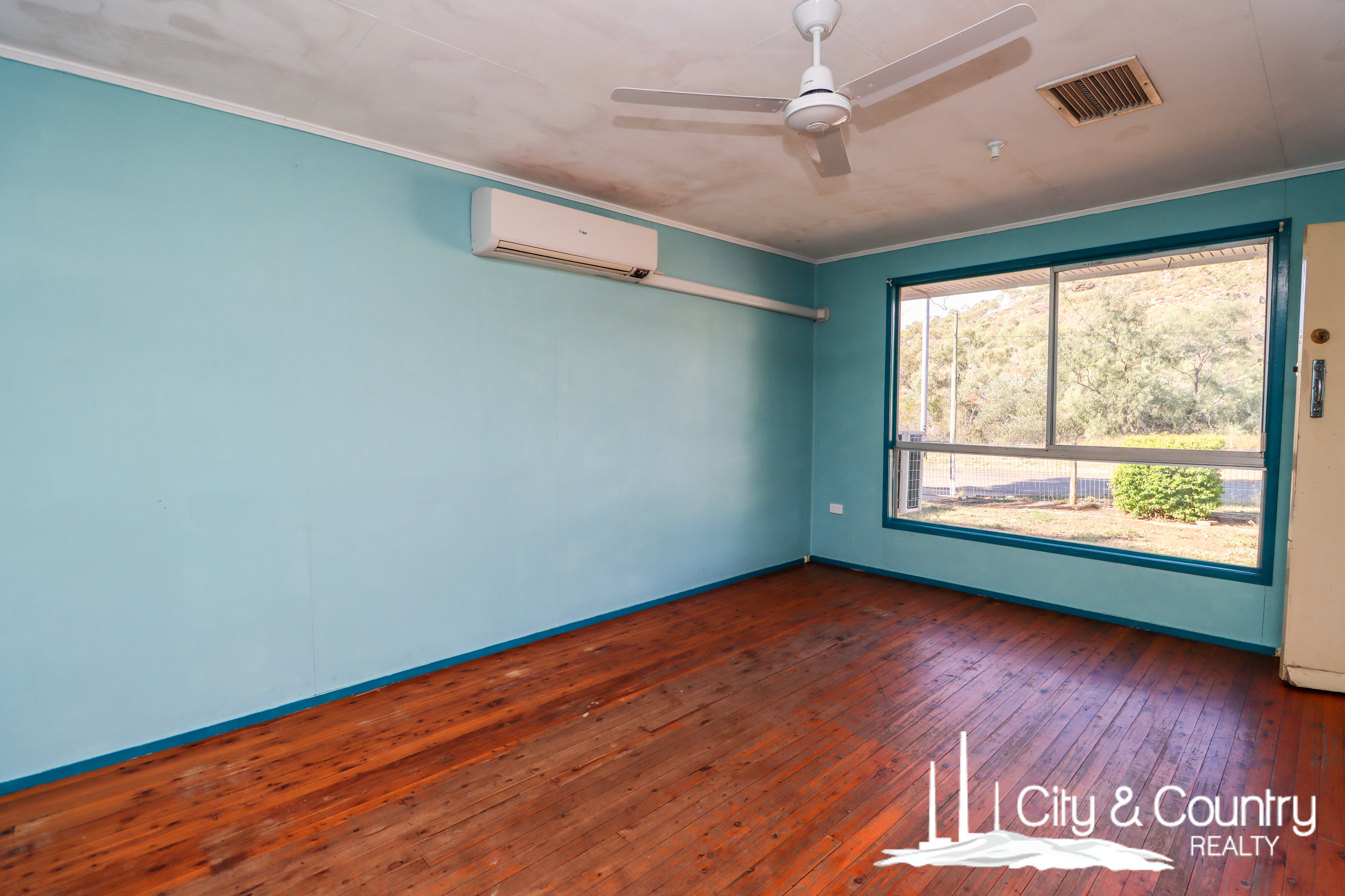 37 Pelican Road, Mount Isa, Qld, 4825 - Image 5