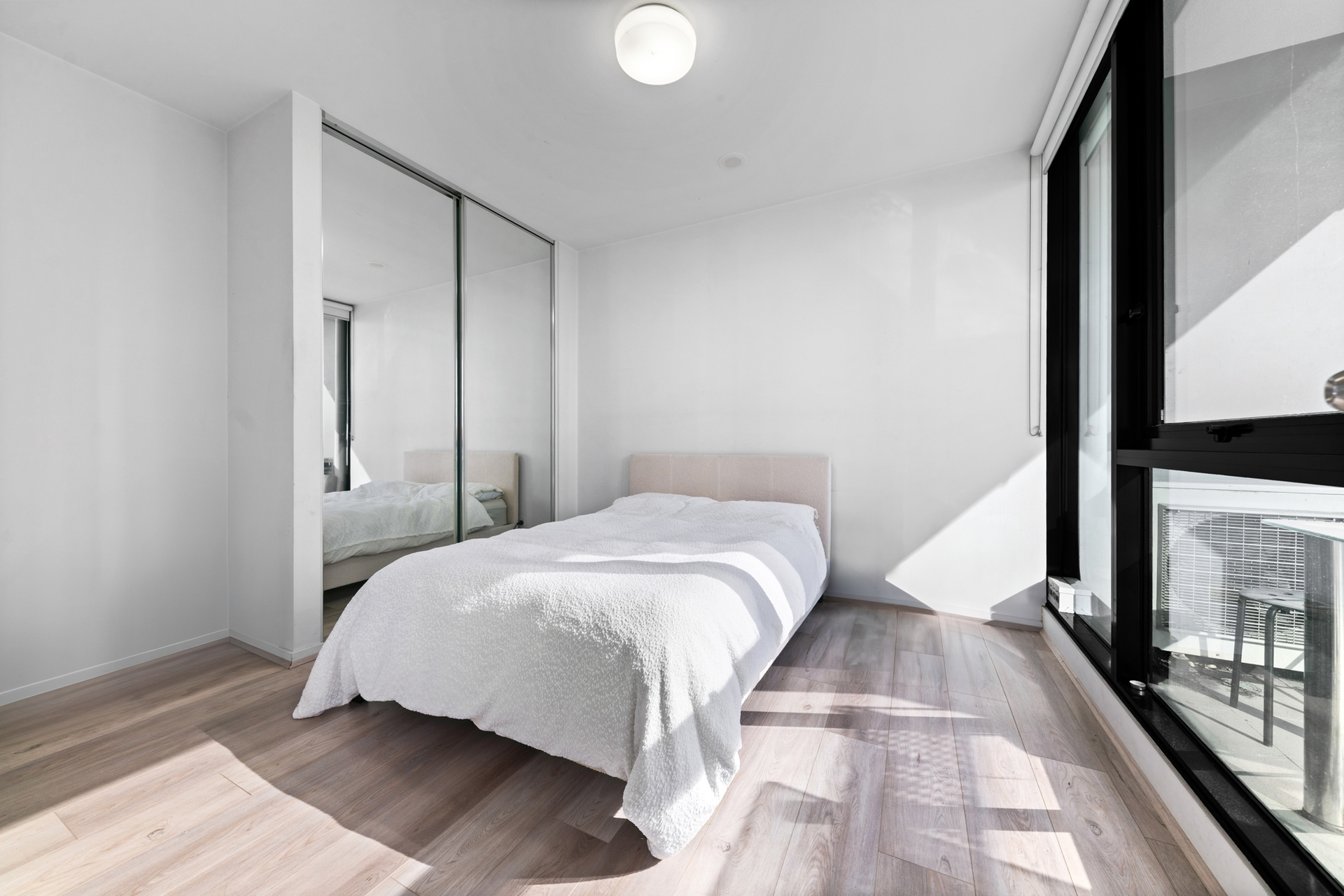 603/50 Haig Street, Southbank, Vic, 3006 - Image 3