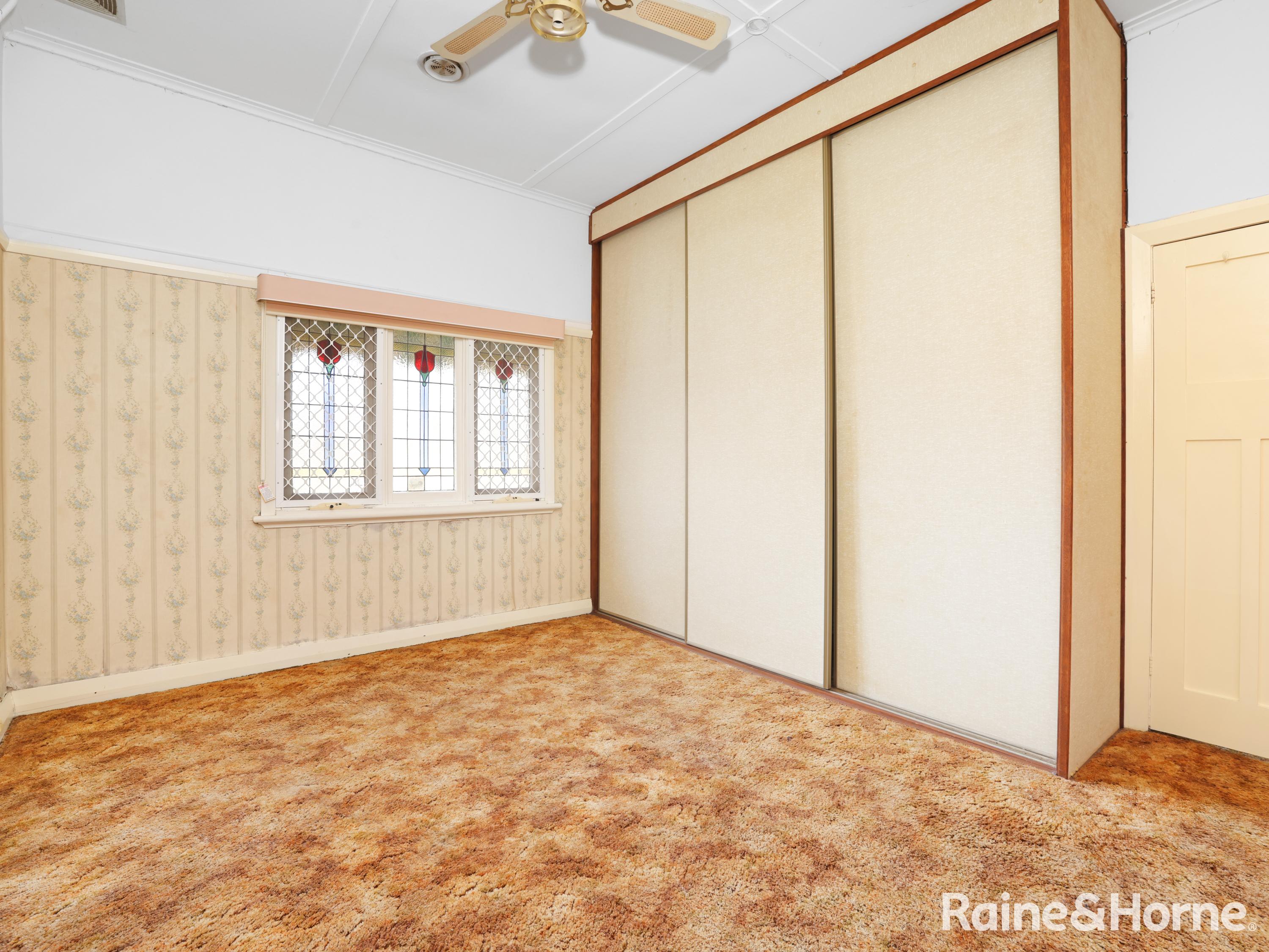 355 Howick Street, Bathurst, NSW 2795 - Image 2