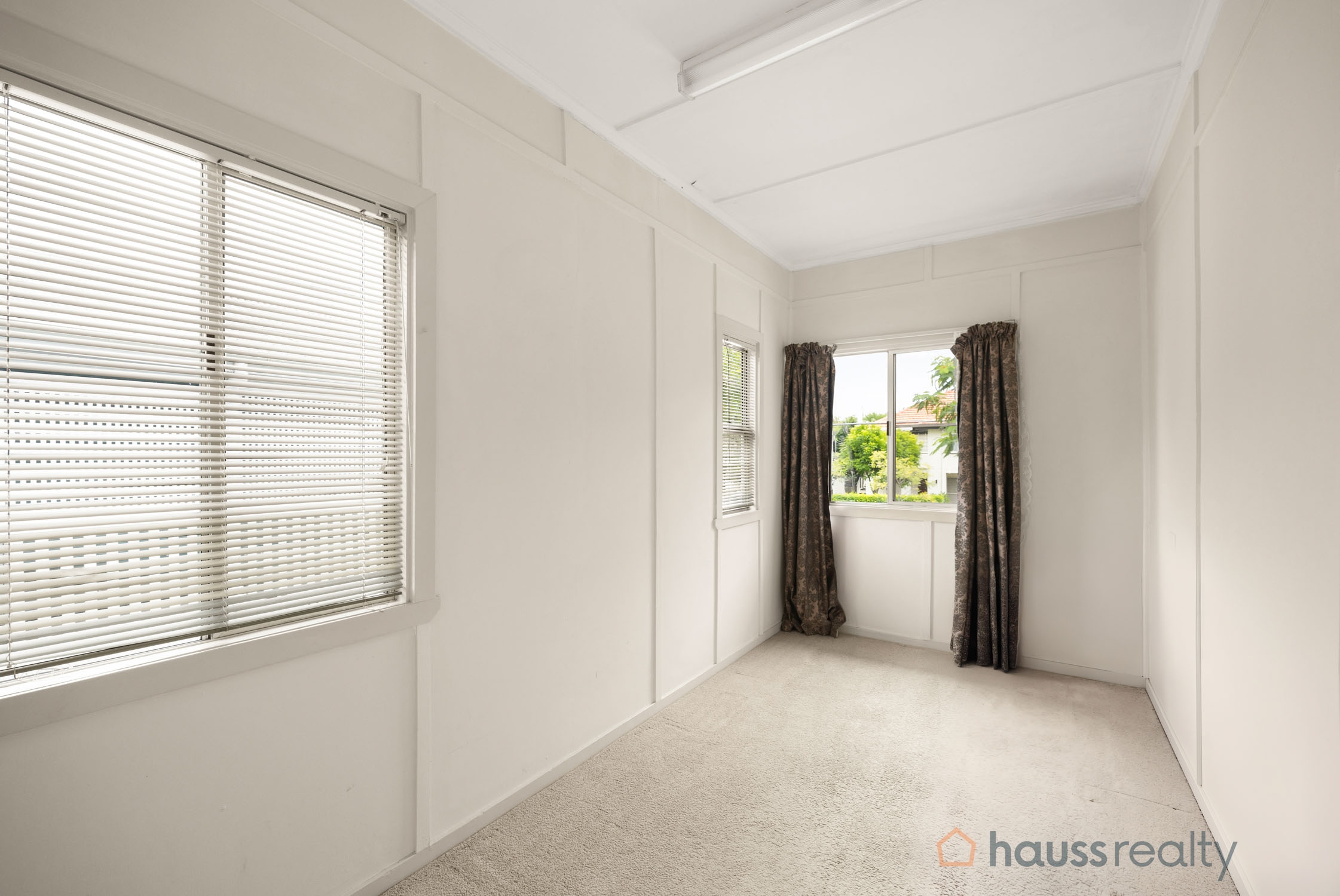 250 Verney Road East, Graceville, Qld, 4075 - Image 10