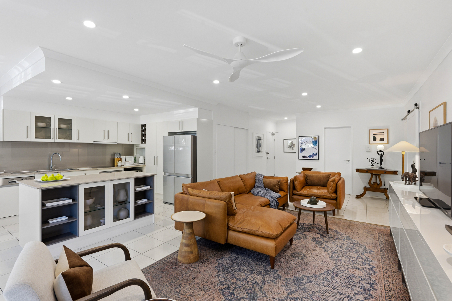 3-bedroom unit at 2 21 EWART STREET, BURLEIGH HEADS QLD 4220, Gold Coast, Queensland