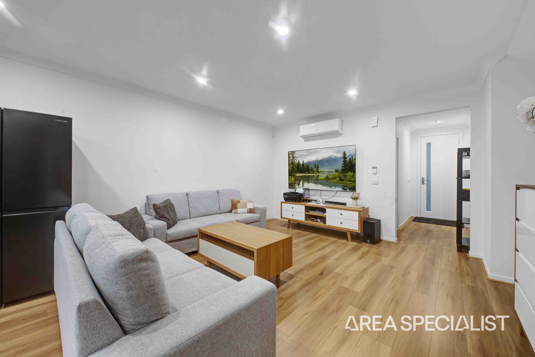 44 Conondale Avenue, Truganina, Vic, 3029 - Image 3