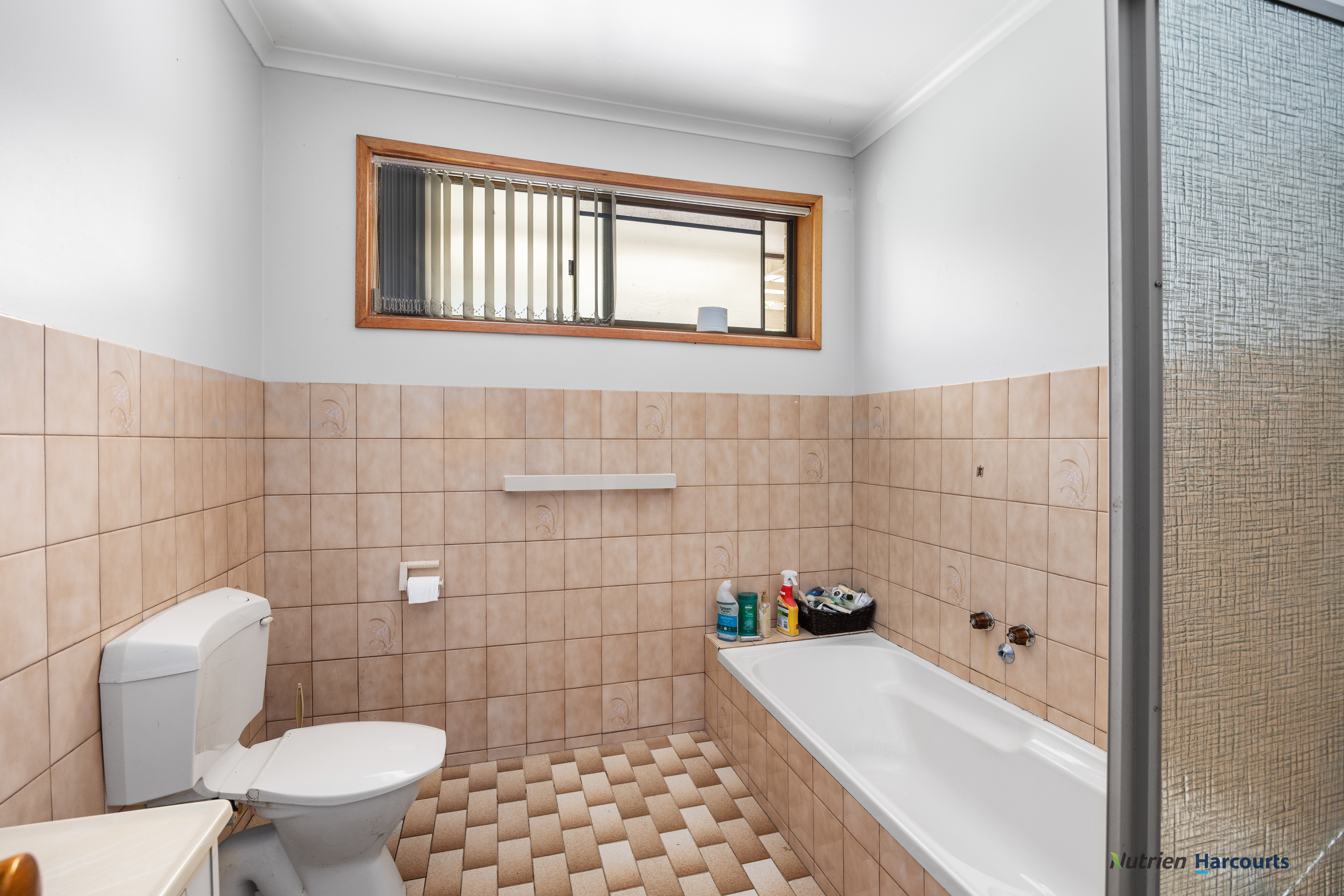 3-bedroom house at 32 Centre Avenue, Eildon, VIC 3713, Murrindindi, Victoria