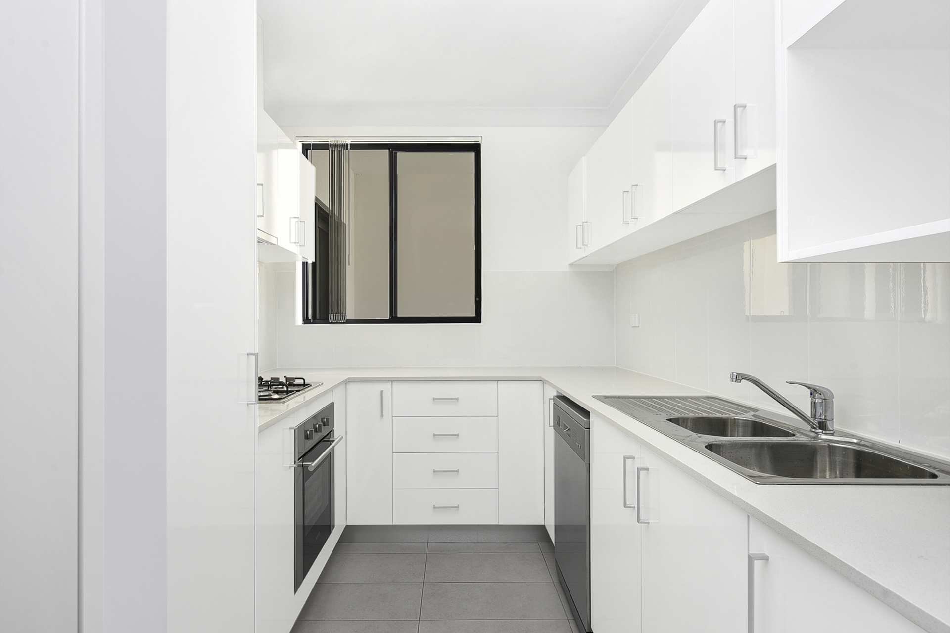 22/14 Henry Street, Penrith, NSW 2750 - Image 2