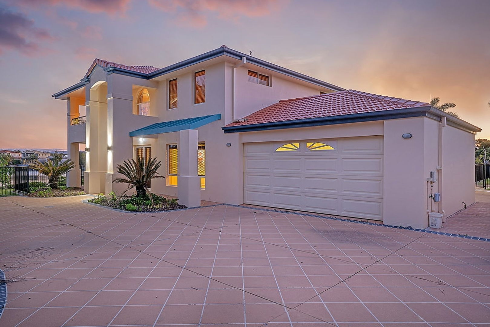 26 Sabrina Avenue, Helensvale, QLD 4212 - Image 3