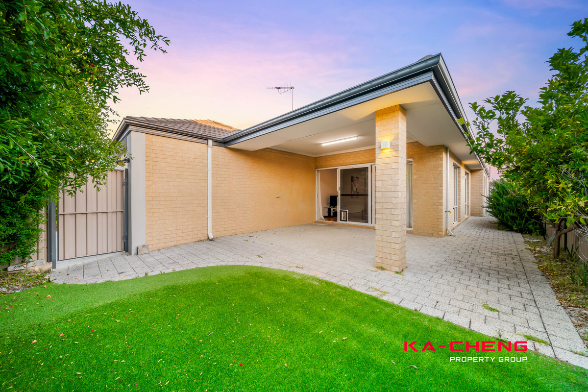 106 Riva Entrance, Piara Waters, Wa, 6112 - Image 9