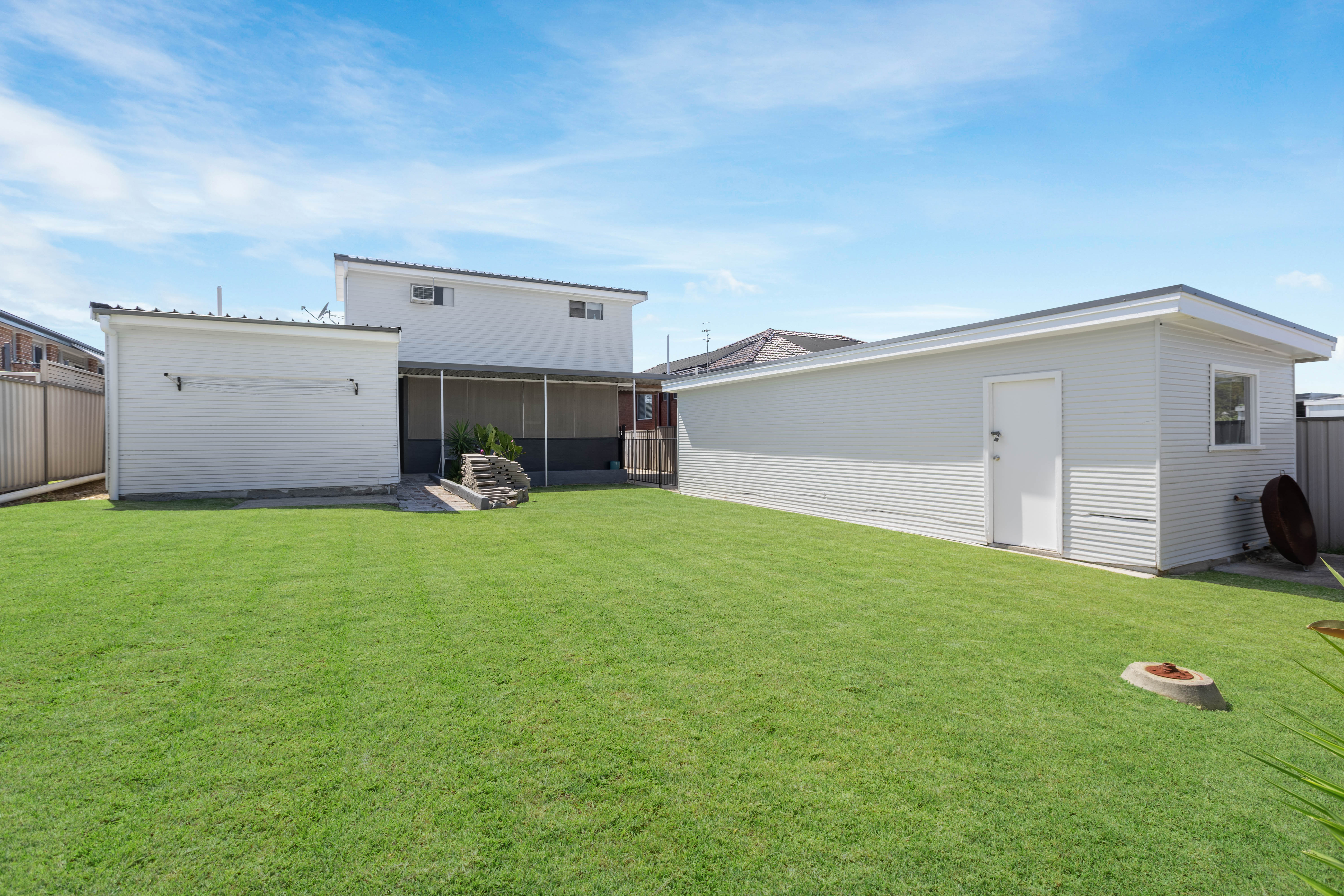 5-bedroom house at 3 WEEMALA STREET, Belmont North NSW 2280, Lake Macquarie, New South Wales