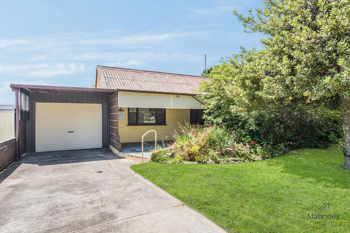 9 ALMA COURT, Newcomb VIC 3219 - Image 1