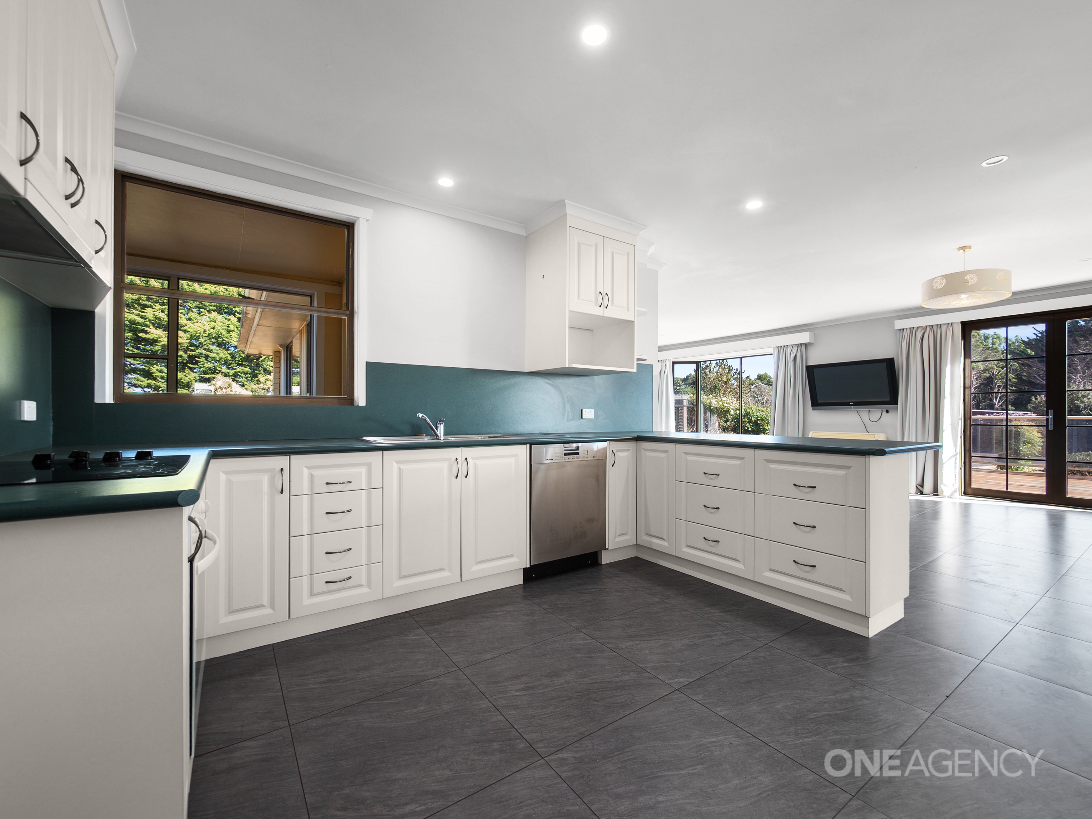 5-bedroom house at 592 Murchison Highway, Elliott, TAS 7325, Waratah-Wynyard, Tasmania