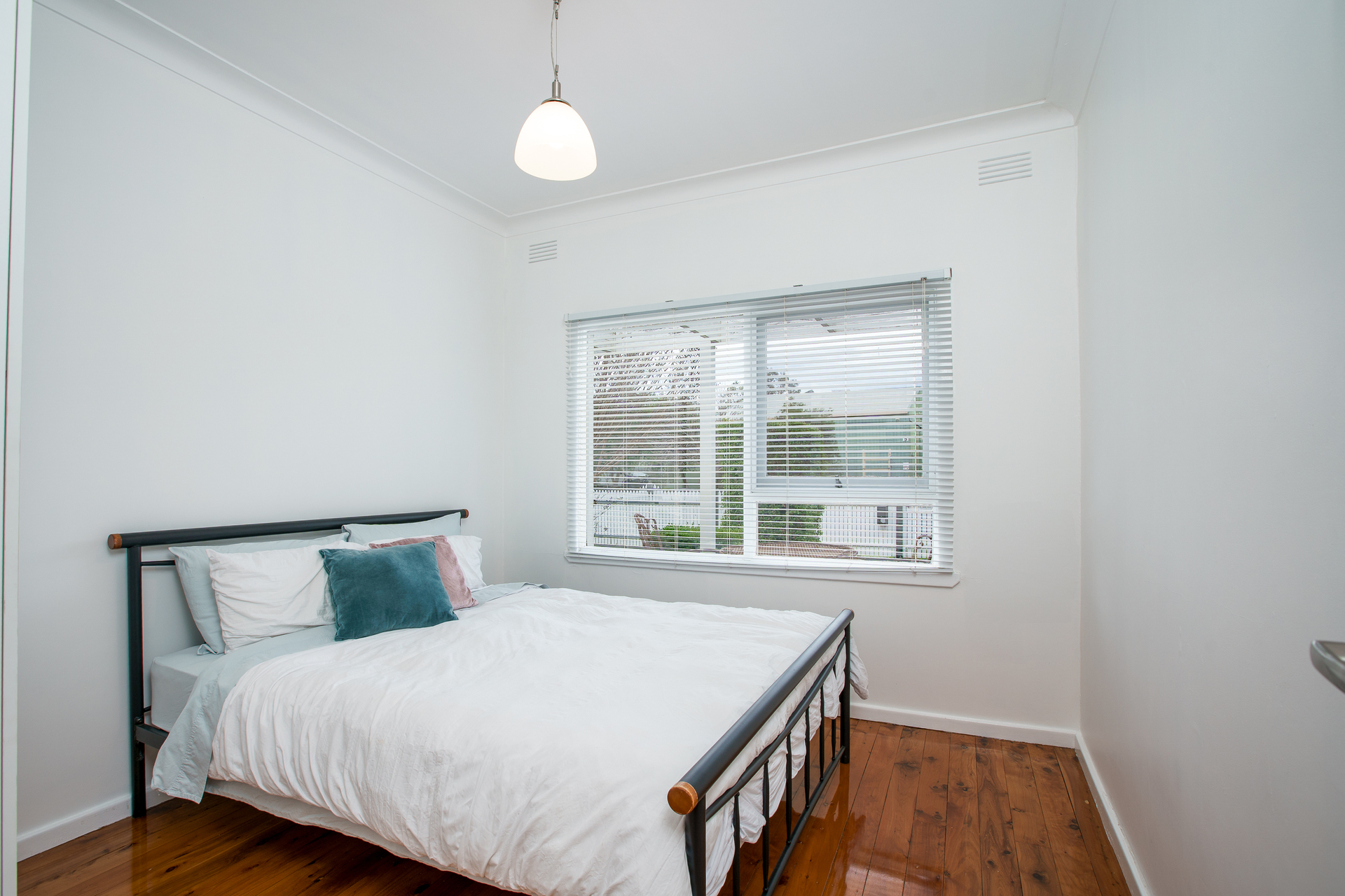 983 CARCOOLA STREET, North Albury NSW 2640 - Image 6