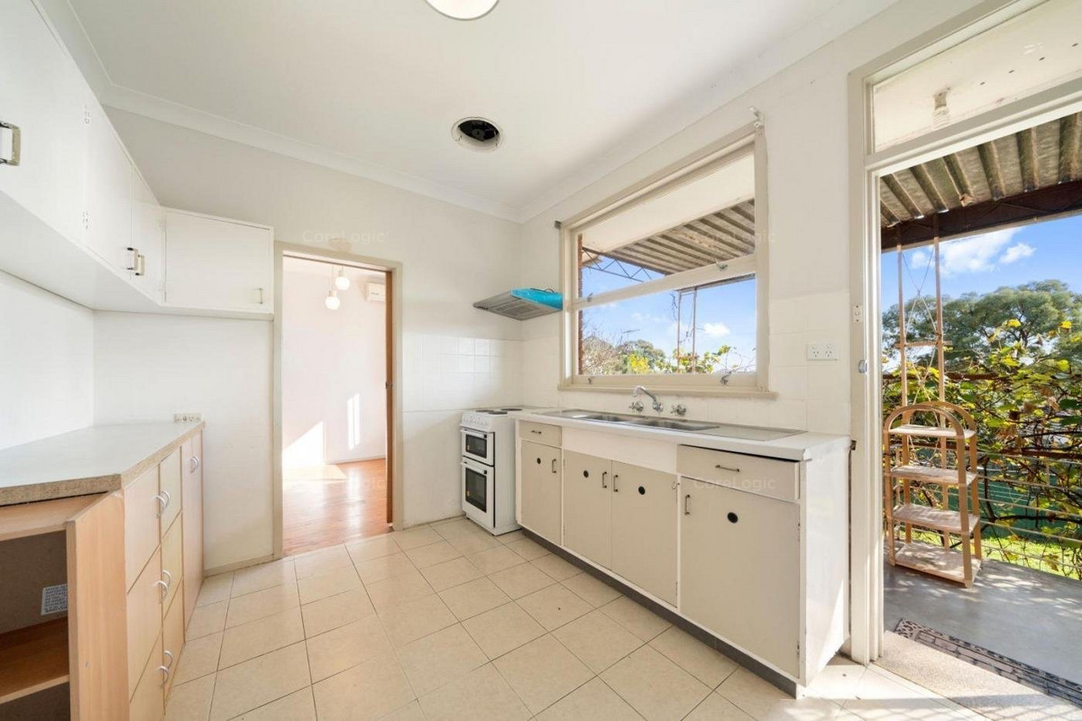 34 Wren Street, Condell Park, NSW 2200 - Image 9