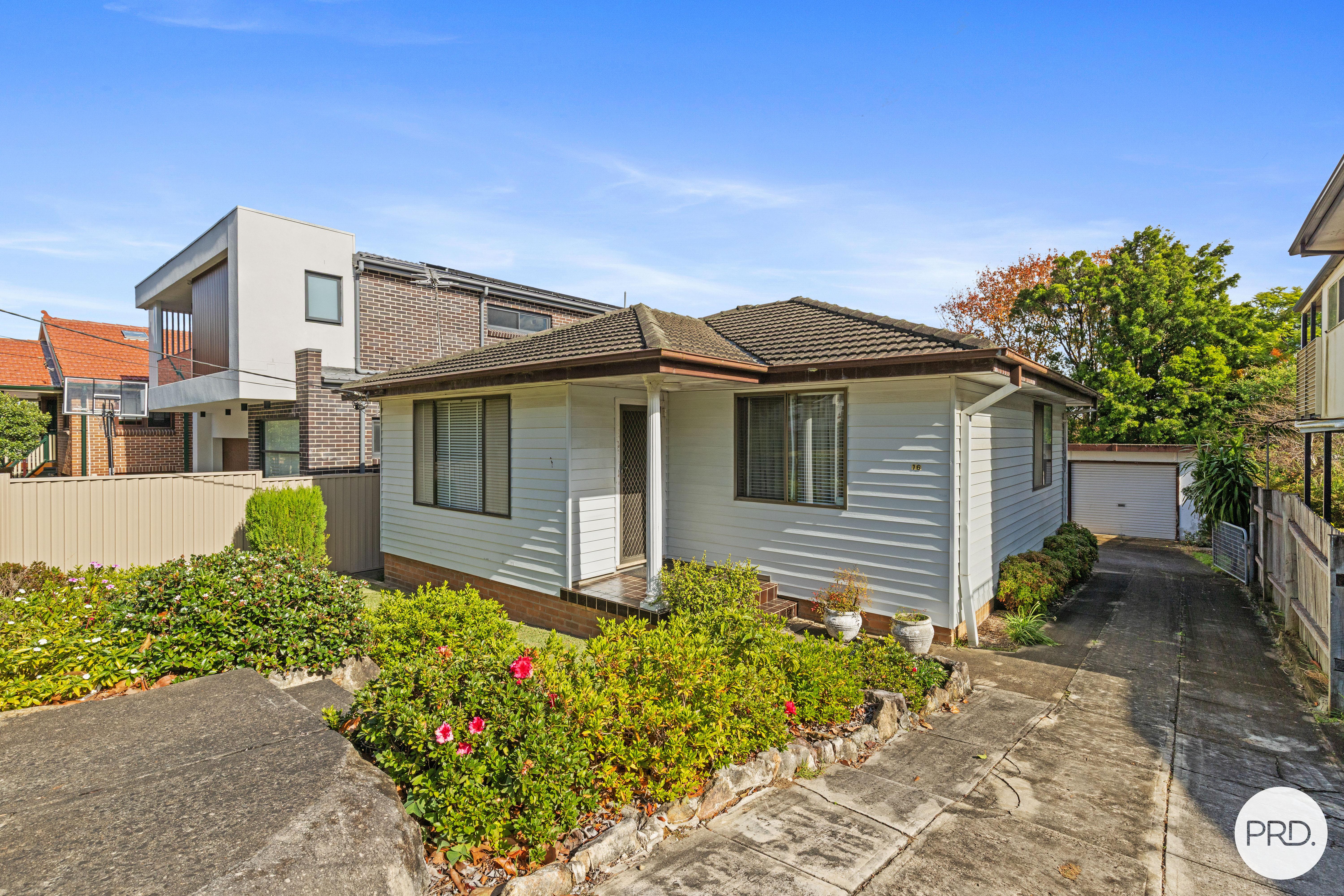 16 SEAFORTH AVENUE, Oatley NSW 2223 - Image 1