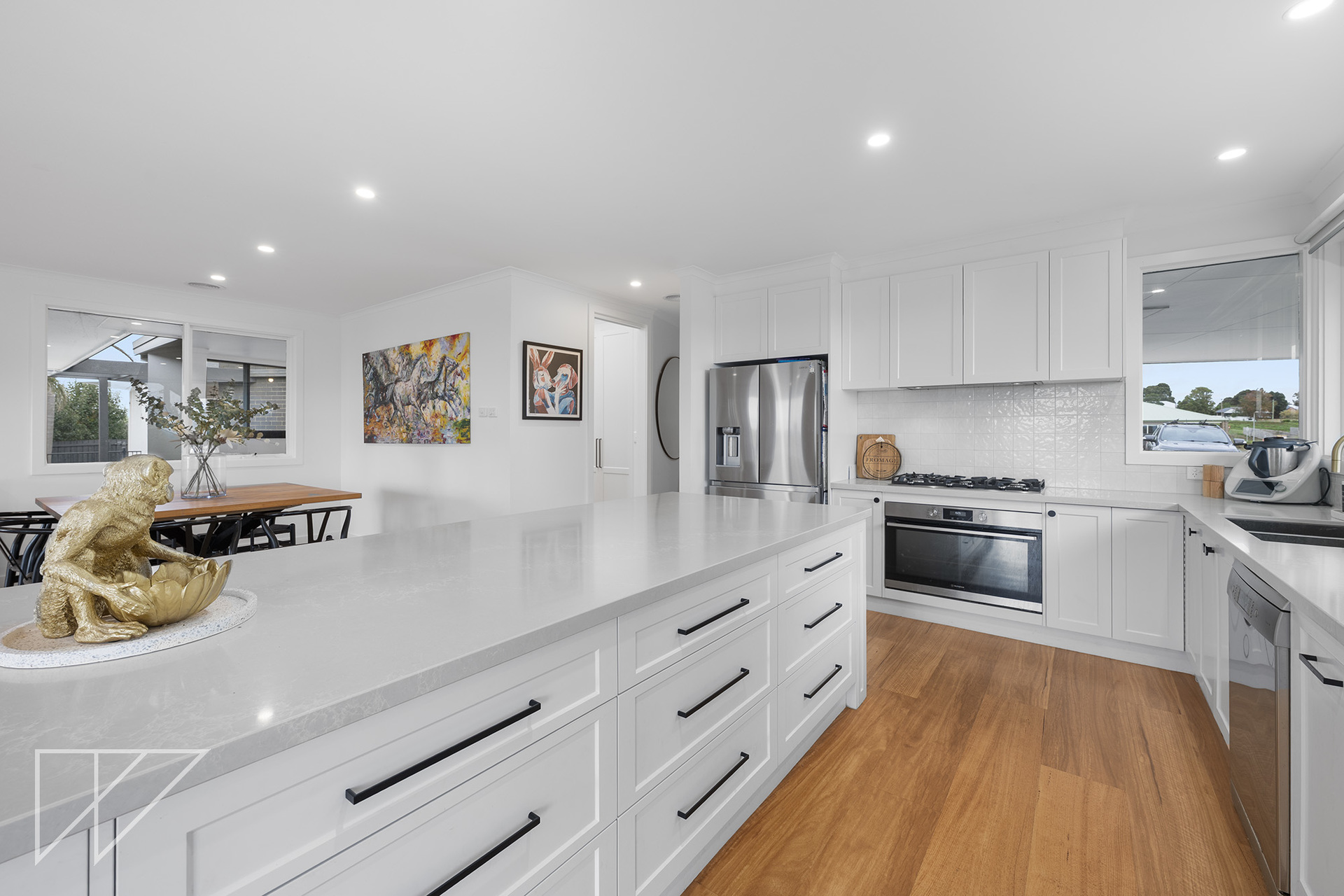 32 SILVER WATTLE DRIVE, Warragul VIC 3820 - Image 2