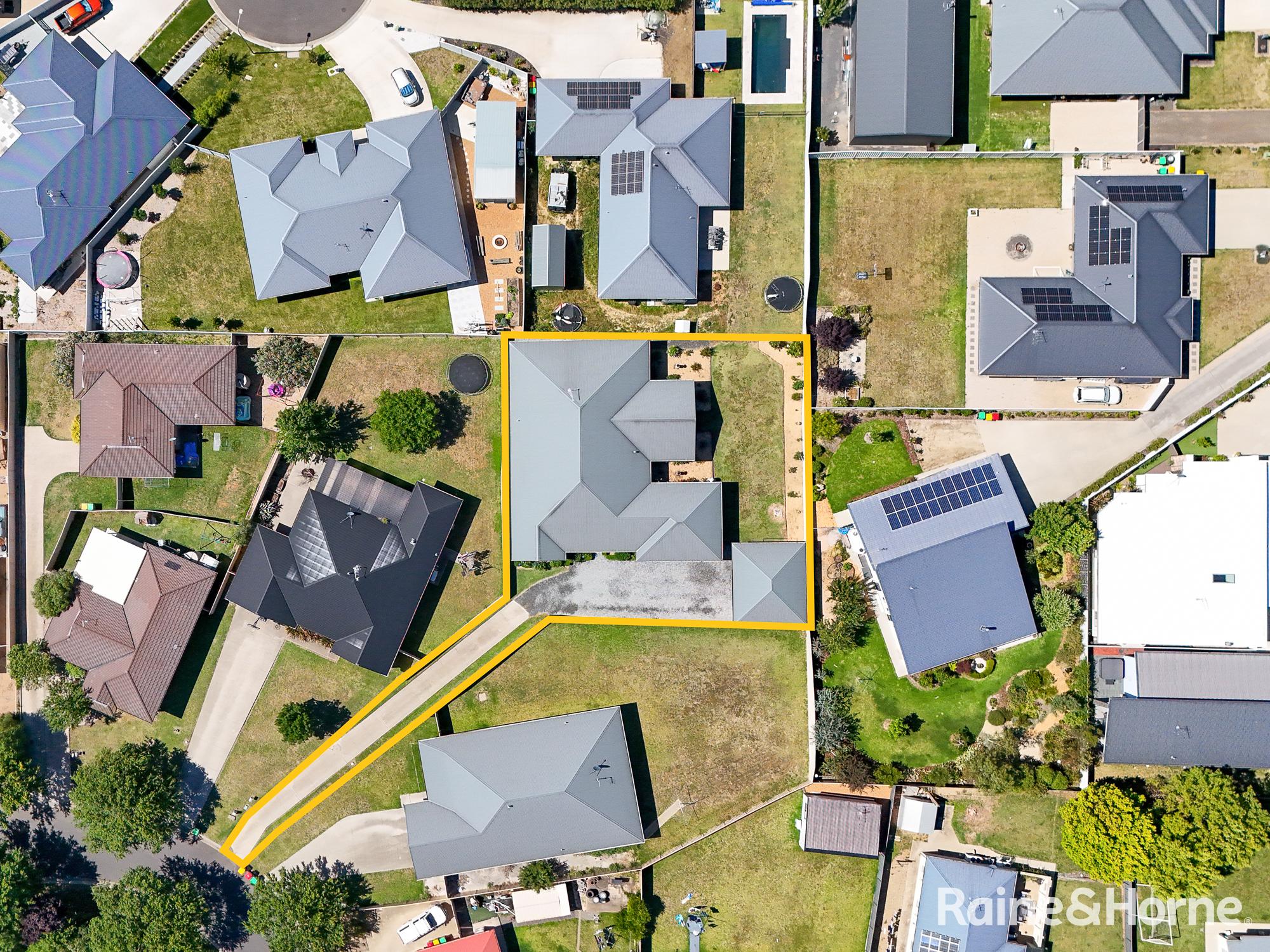 4-bedroom house at 11 Willott Close, Eglinton, NSW 2795, Bathurst, New South Wales