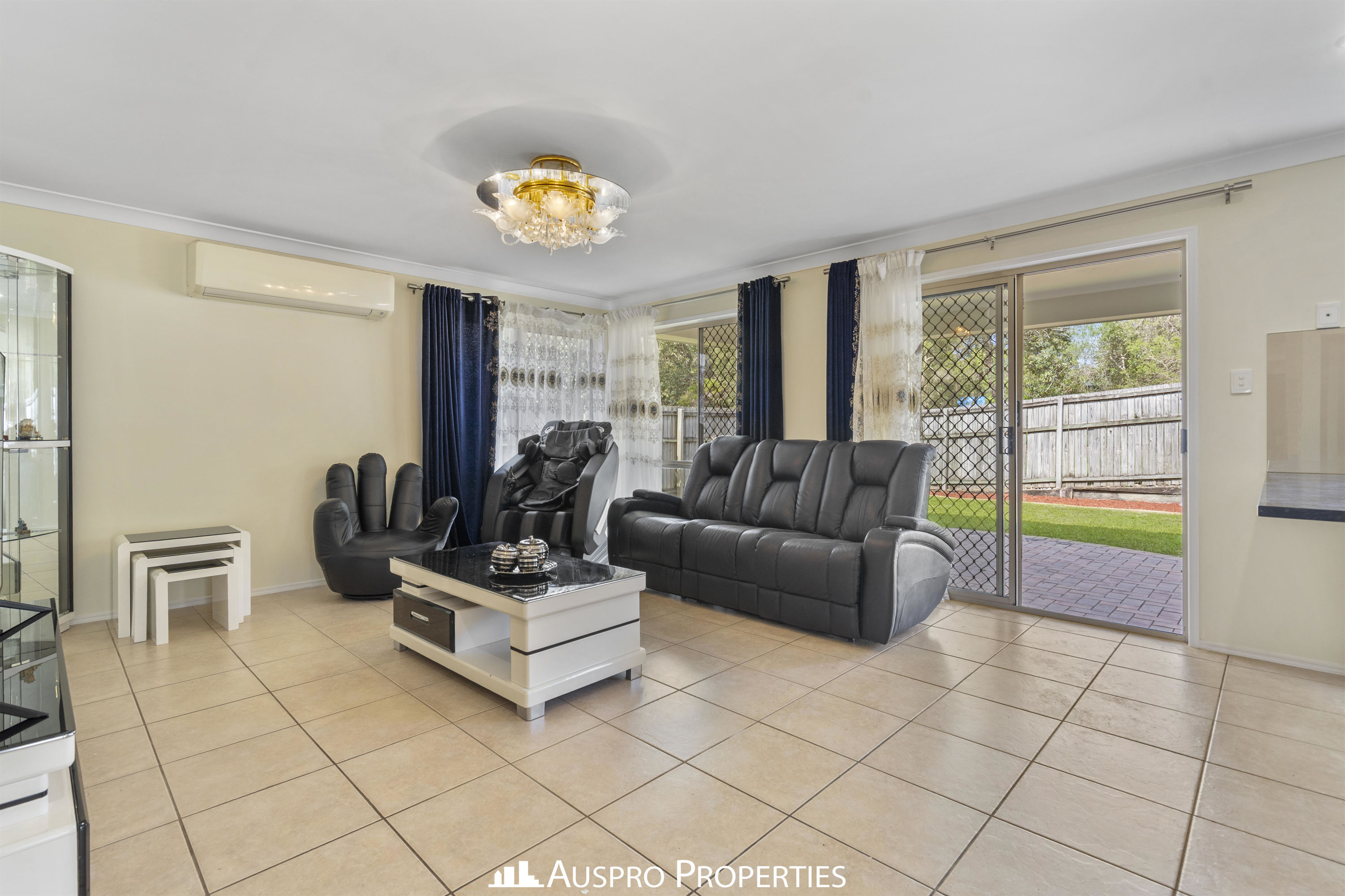 18 VAUCLUSE PLACE, Mansfield QLD 4122 - Image 9
