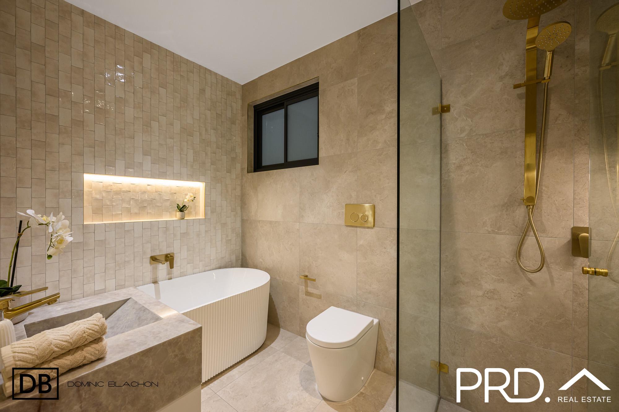 5-bedroom house at 895A Henry Lawson Drive, Picnic Point, NSW 2213, Canterbury-Bankstown, New South Wales