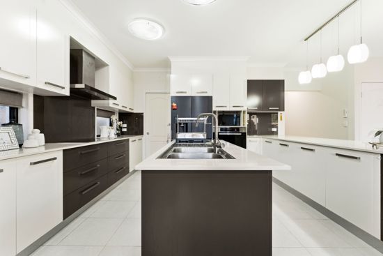 26 Davrod Street, Robertson, QLD 4109 - Image 1