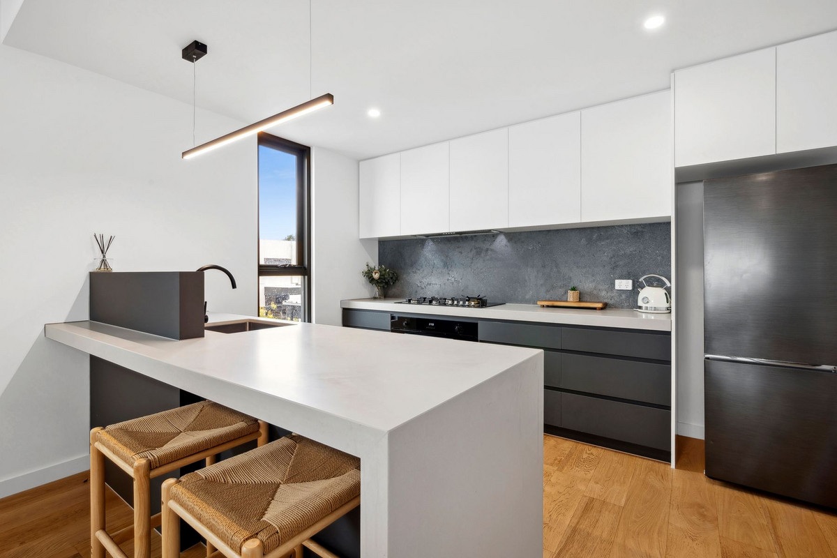 5/41 Beach Road, Torquay, VIC 3228 - Image 3