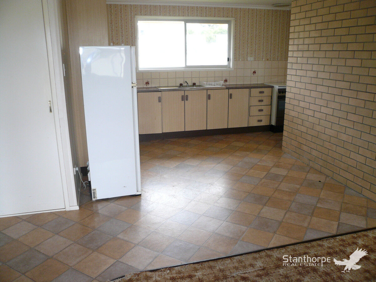 3 LESLIE PARADE, Stanthorpe QLD 4380 - Image 6