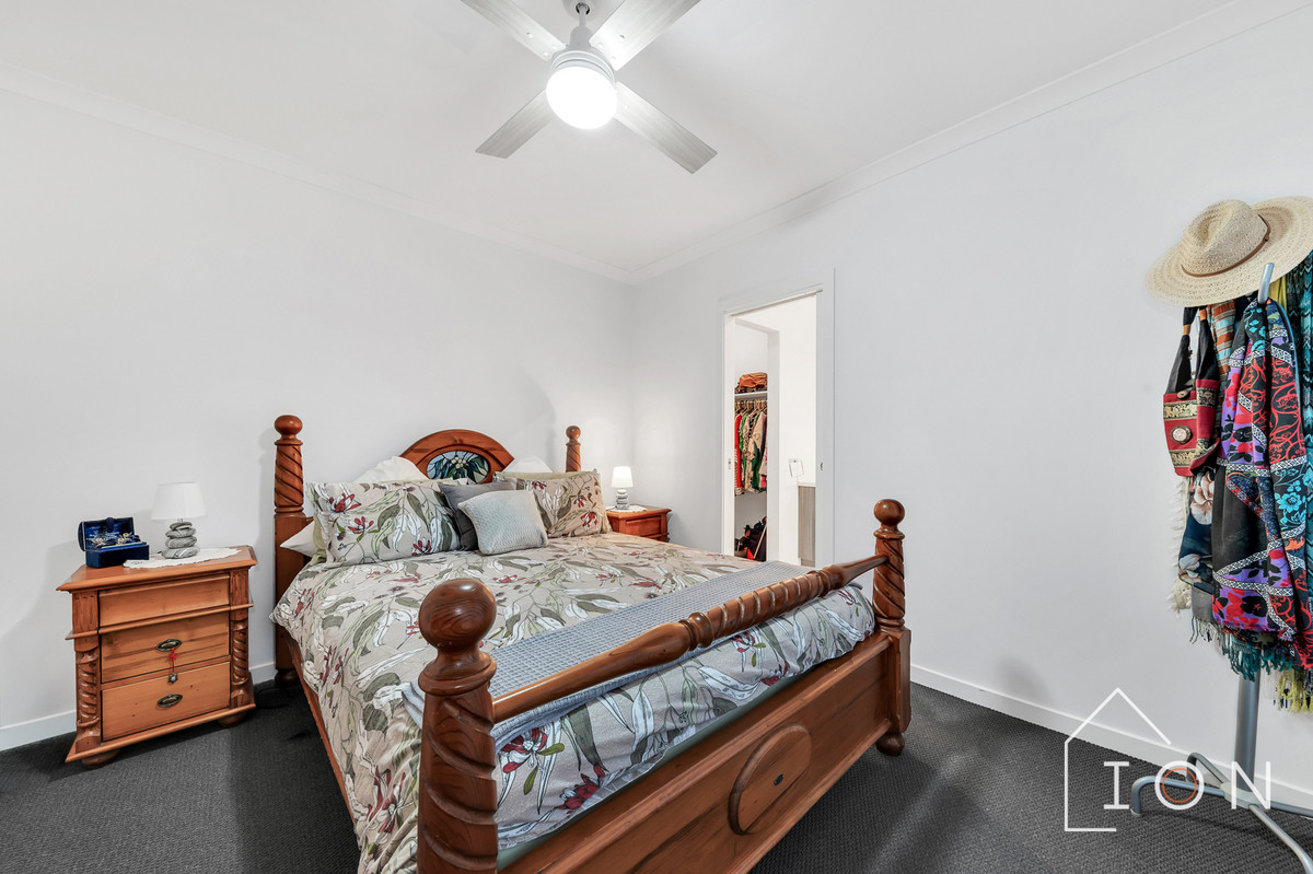 20 Mare Close, Cranbourne East, VIC 3977 - Image 9