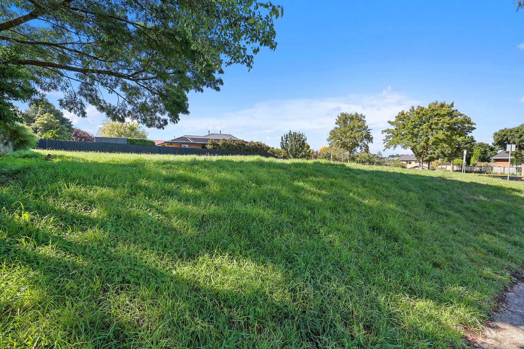 2 Willow Crescent, Warragul, VIC 3820 - Image 4