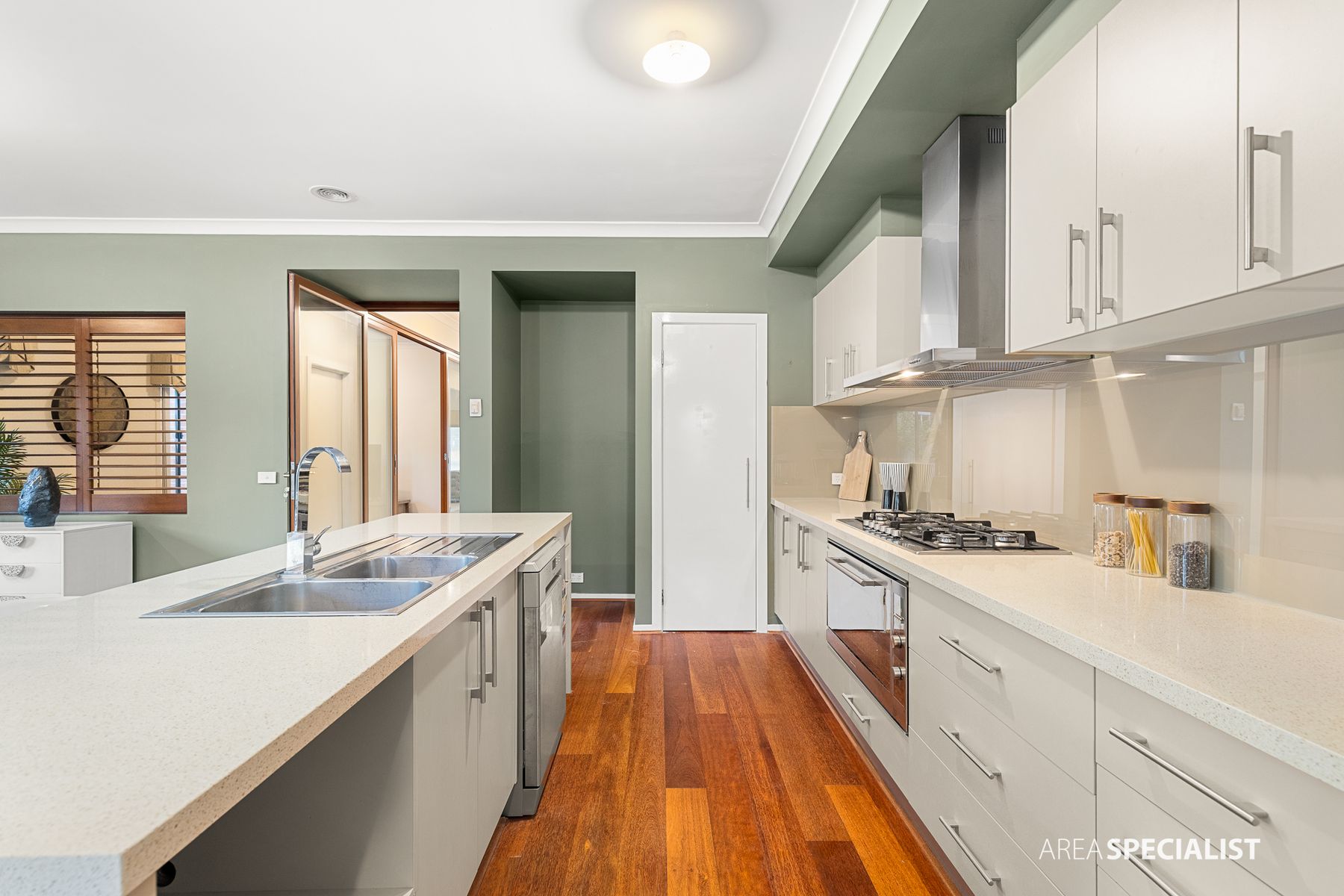 30 ASPEN CRESCENT, Point Cook VIC 3030 - Image 8