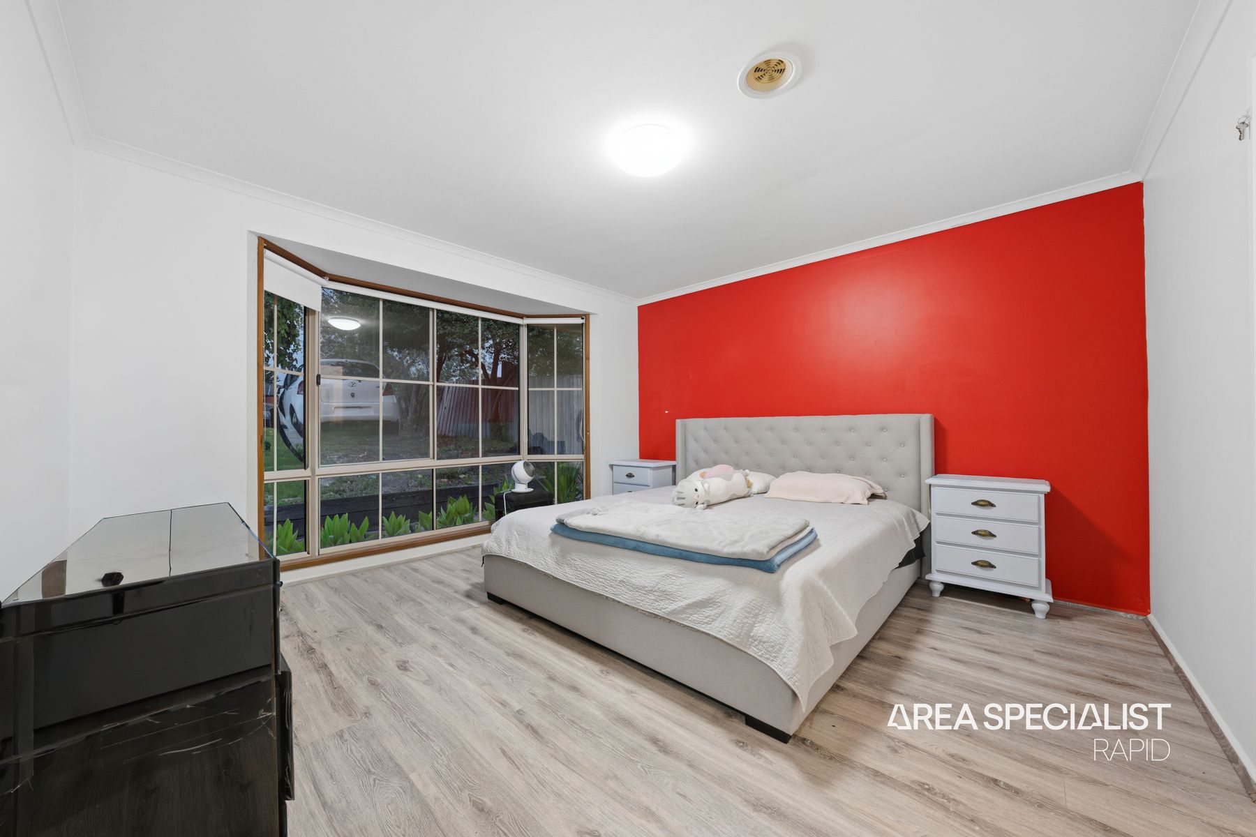 19 LEOPOLD CRESCENT, Hampton Park VIC 3976 - Image 8